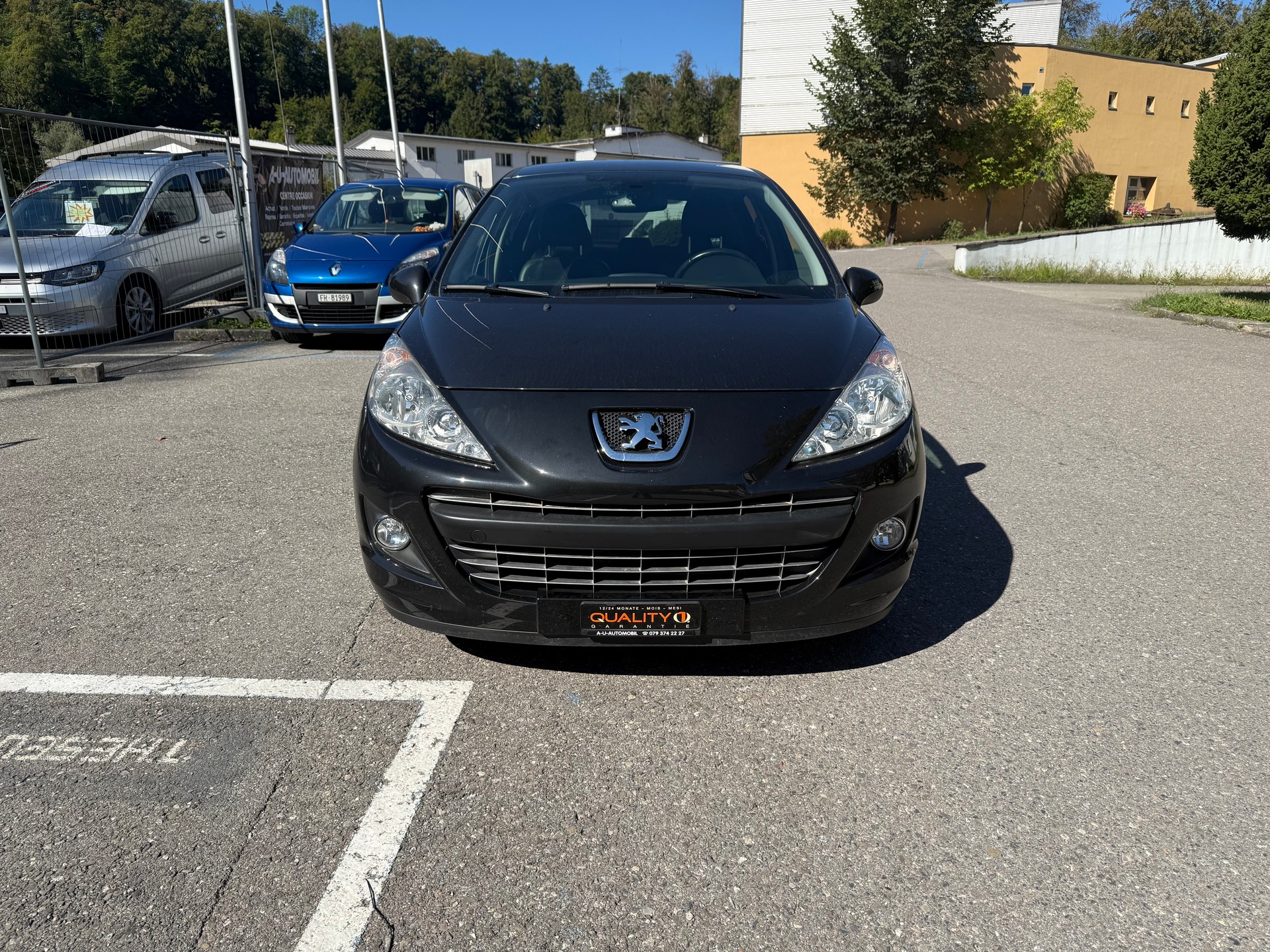 PEUGEOT 207 1.6 16V Swiss Edition-showroom-element-1