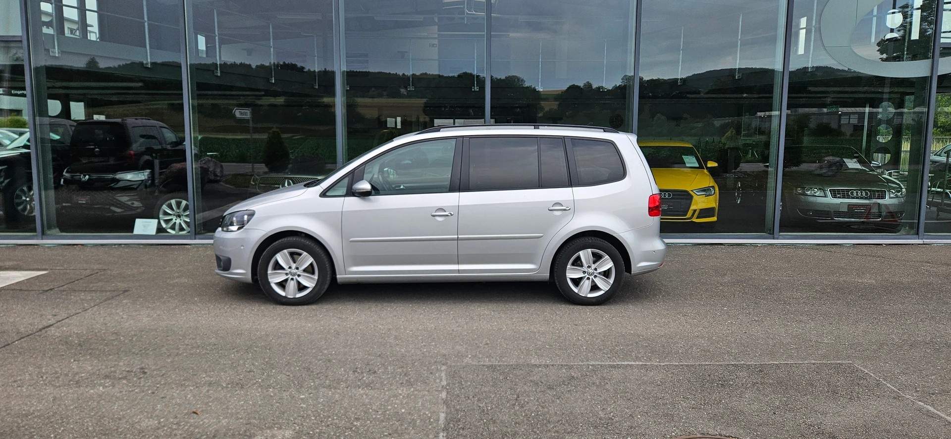 VW Touran 2.0 TDI BMT Comfortline DSG