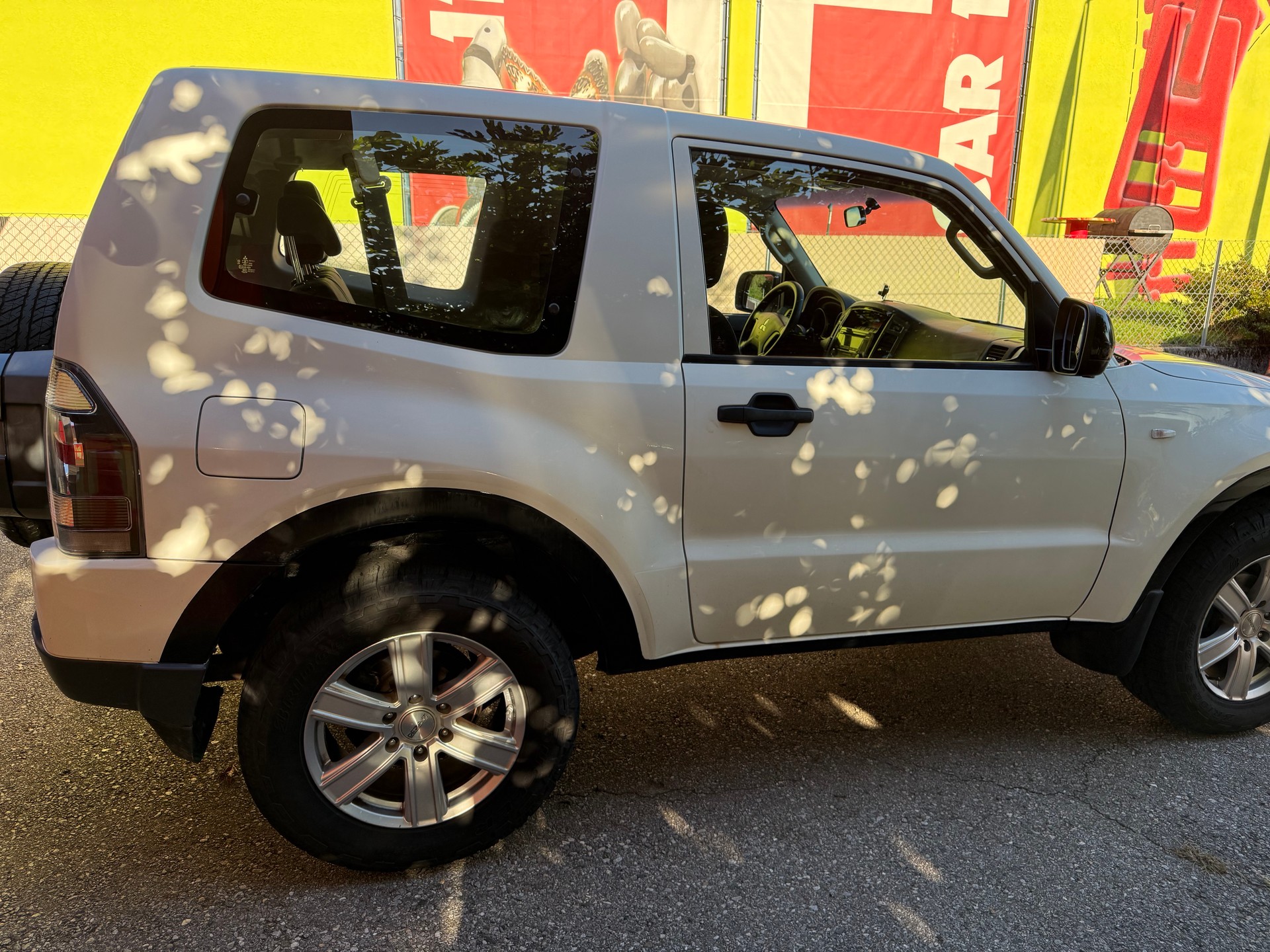 MITSUBISHI Pajero 3.2 DI-D Profi-image-2