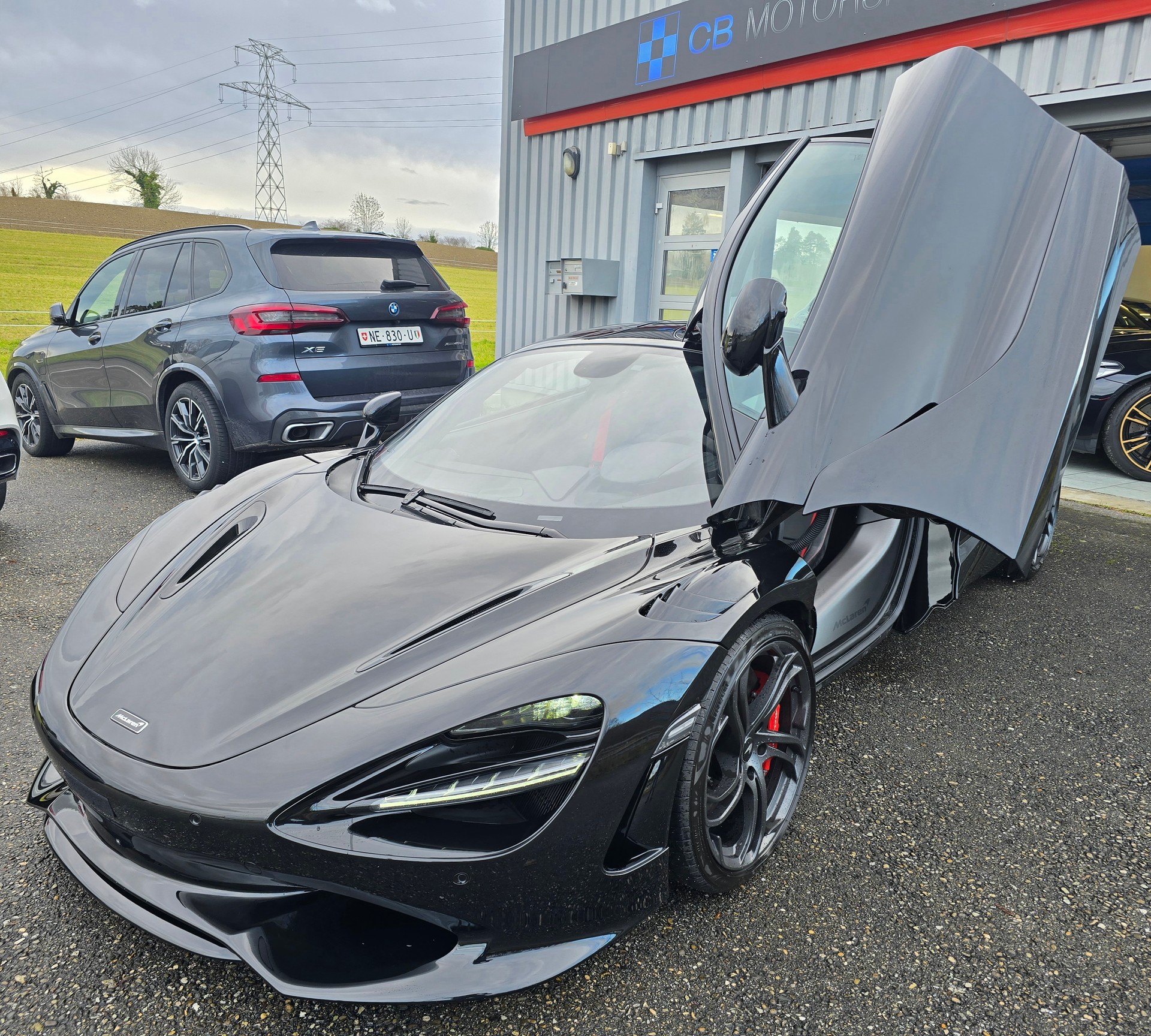 McLAREN PERFORMANCE