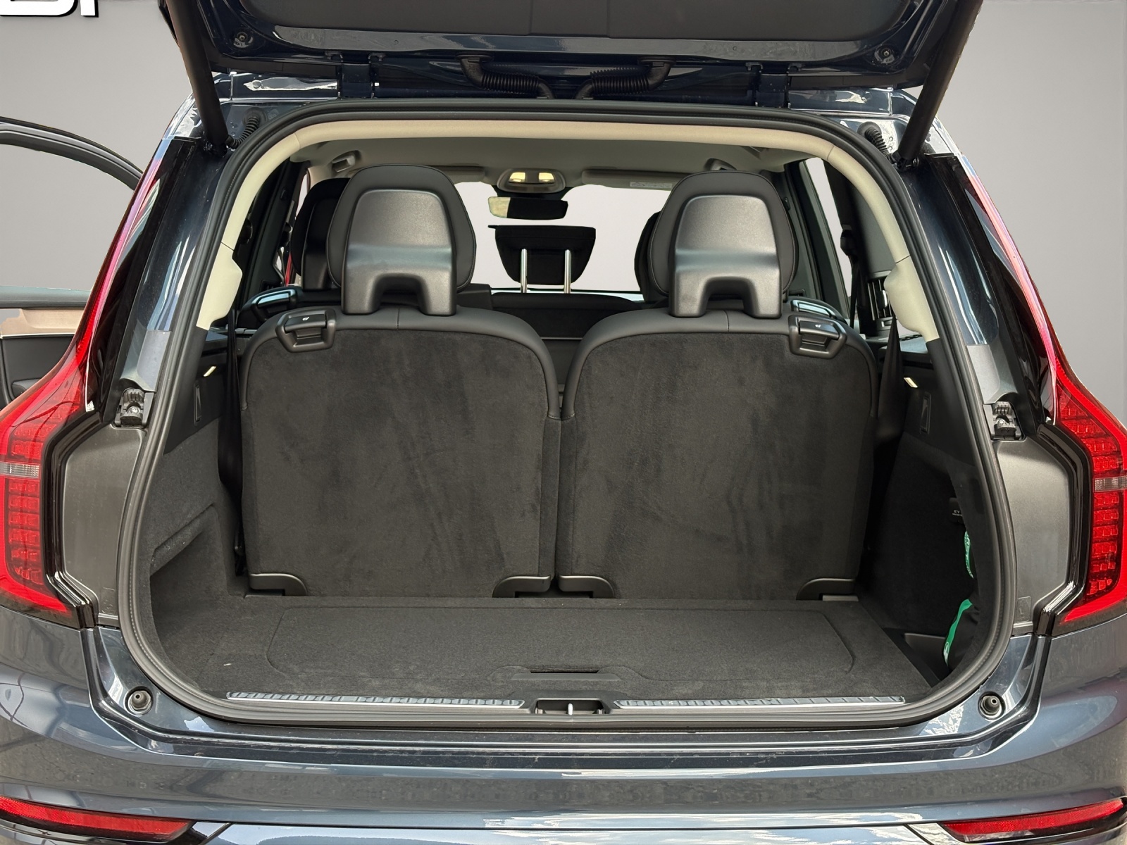 VOLVO XC90 T8 eAWD PluginHybrid Plus Dark Geartronic-image-15