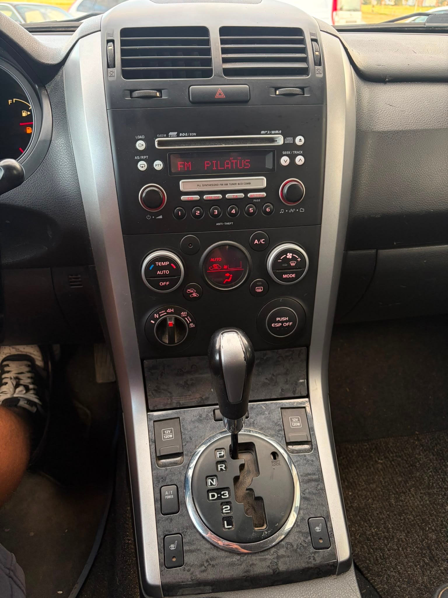 SUZUKI Grand Vitara 2.4 16V GL Top Automatic-image-11
