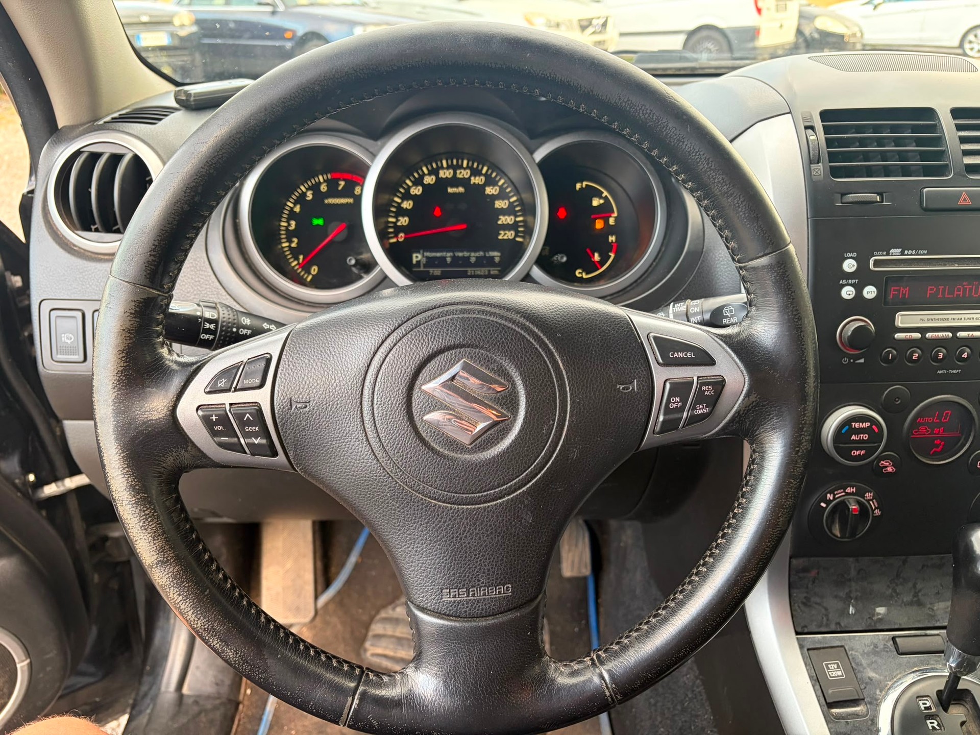 SUZUKI Grand Vitara 2.4 16V GL Top Automatic-image-6