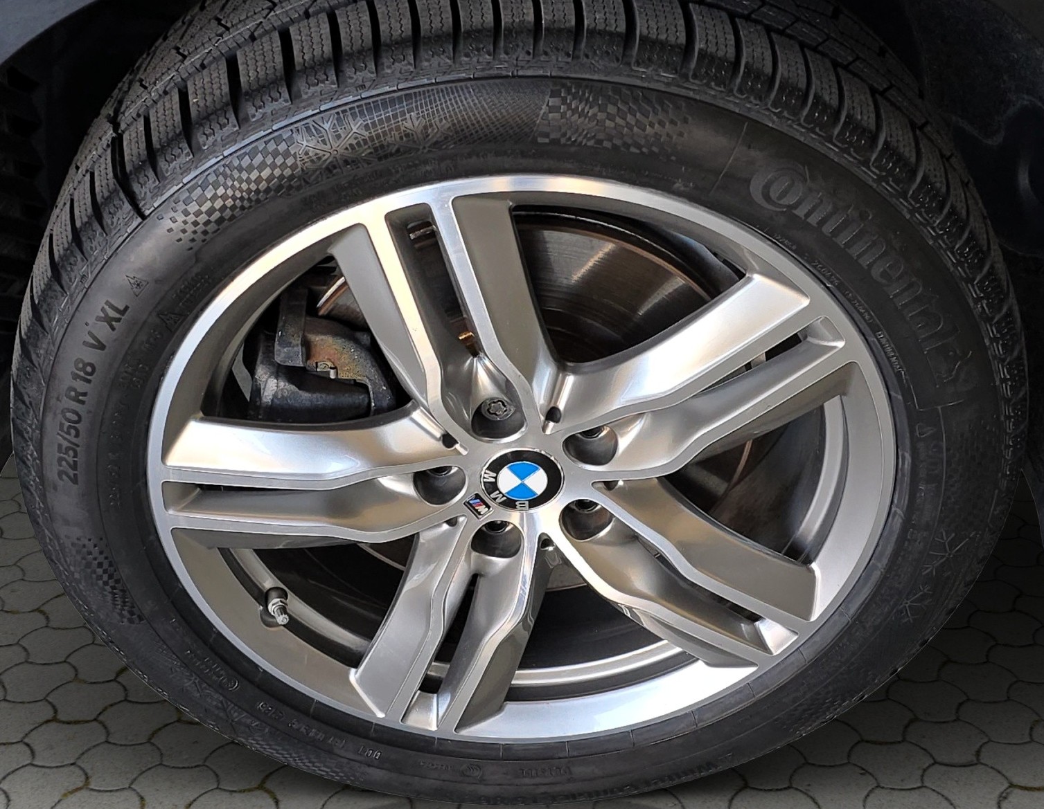BMW X1 xDrive 20i M Sport Steptronic-image-8