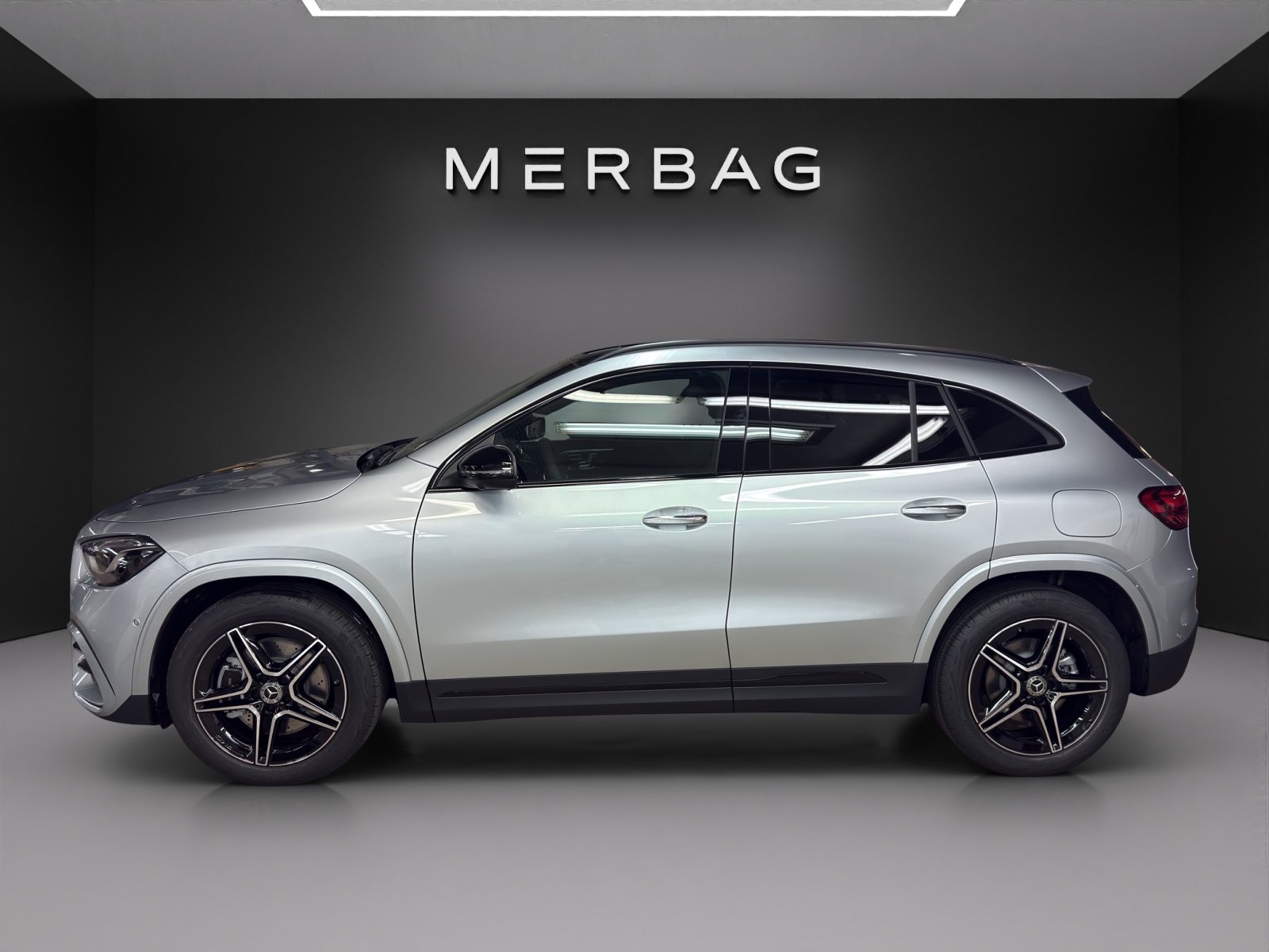 MERCEDES-BENZ GLA 250 4Matic 8G-DCT Swiss Star-image-1