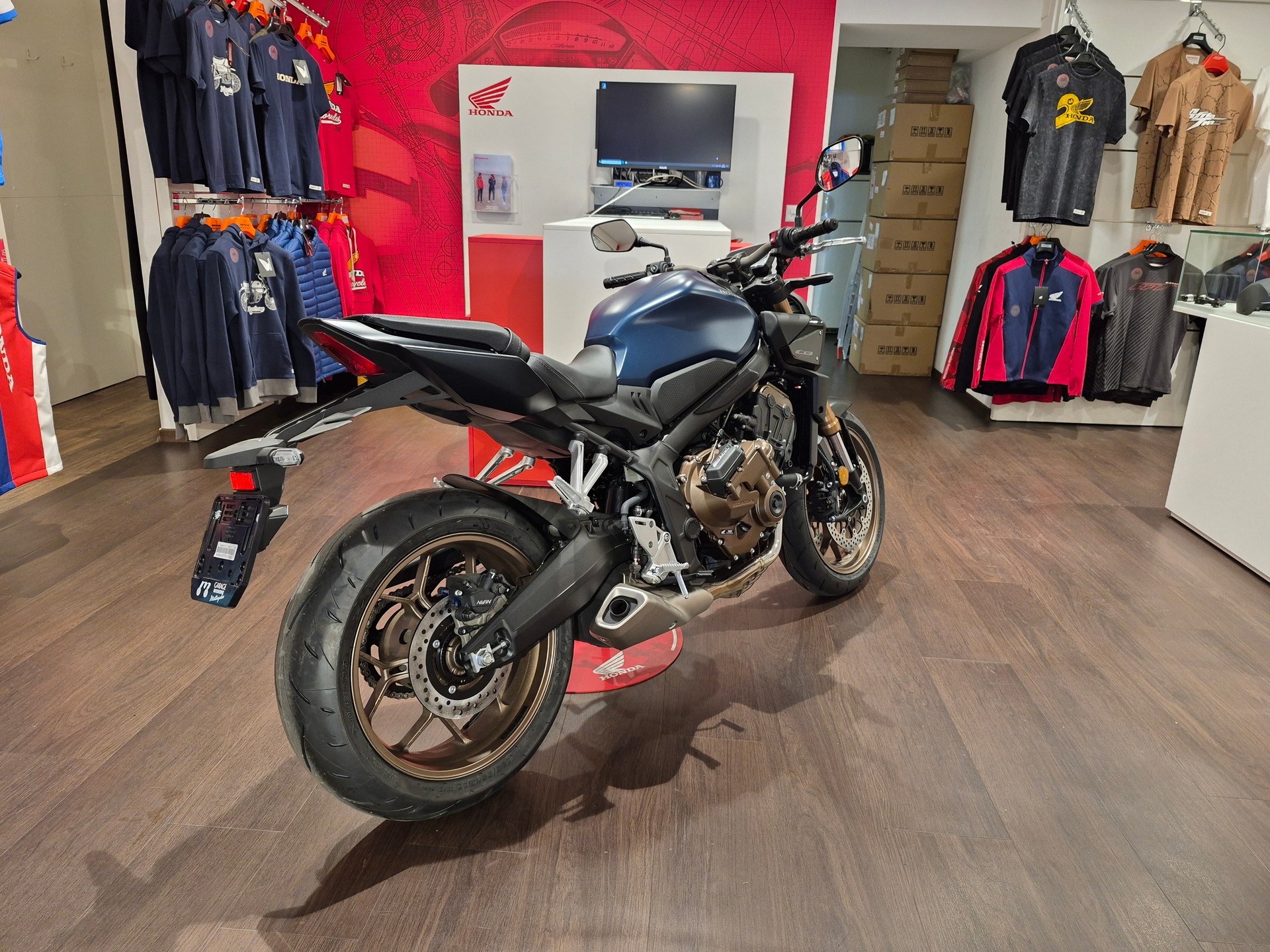 HONDA CB 650 R E-Clutch-image-2