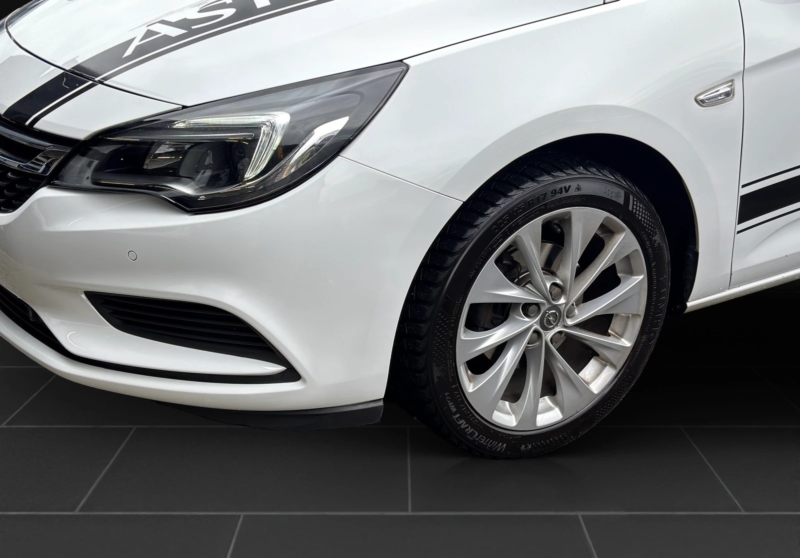 OPEL Astra 1.4i Turbo Enjoy-image-13