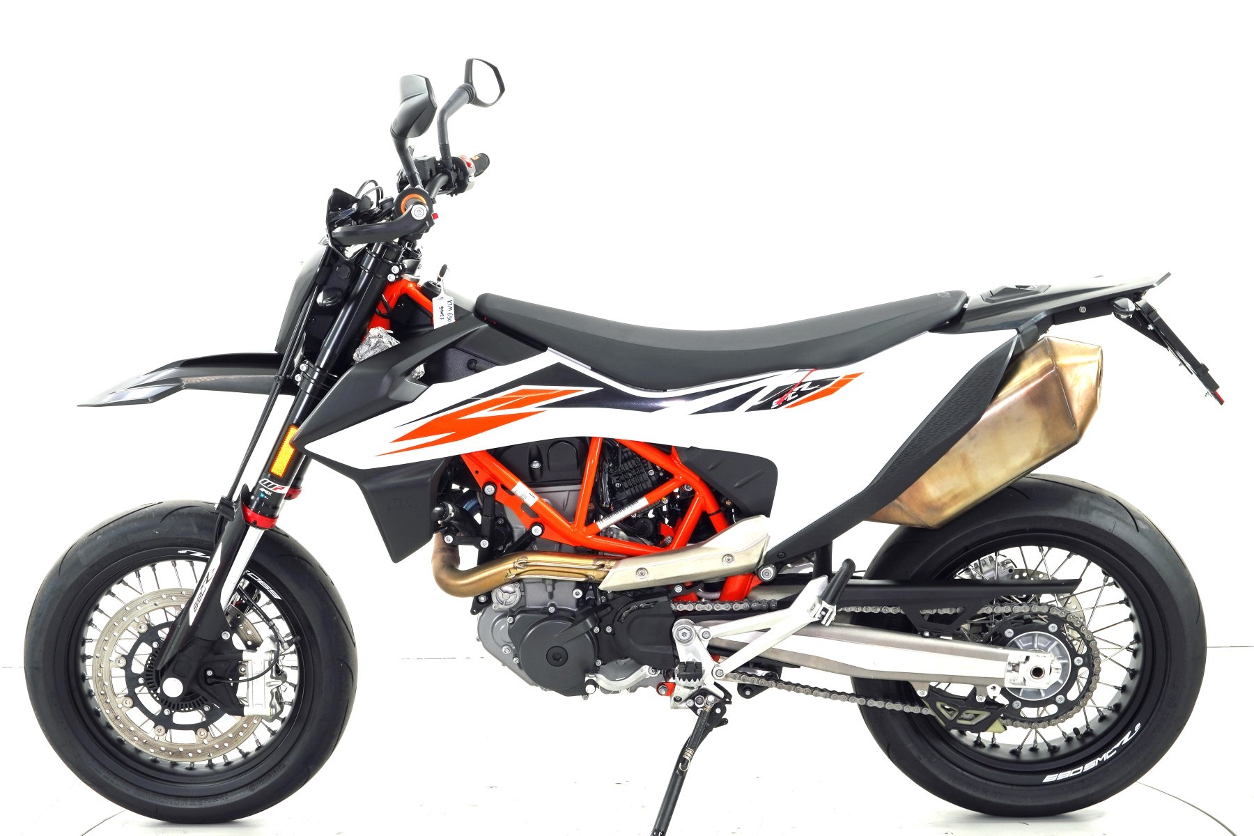 KTM 690 SMC R ABS-image-4