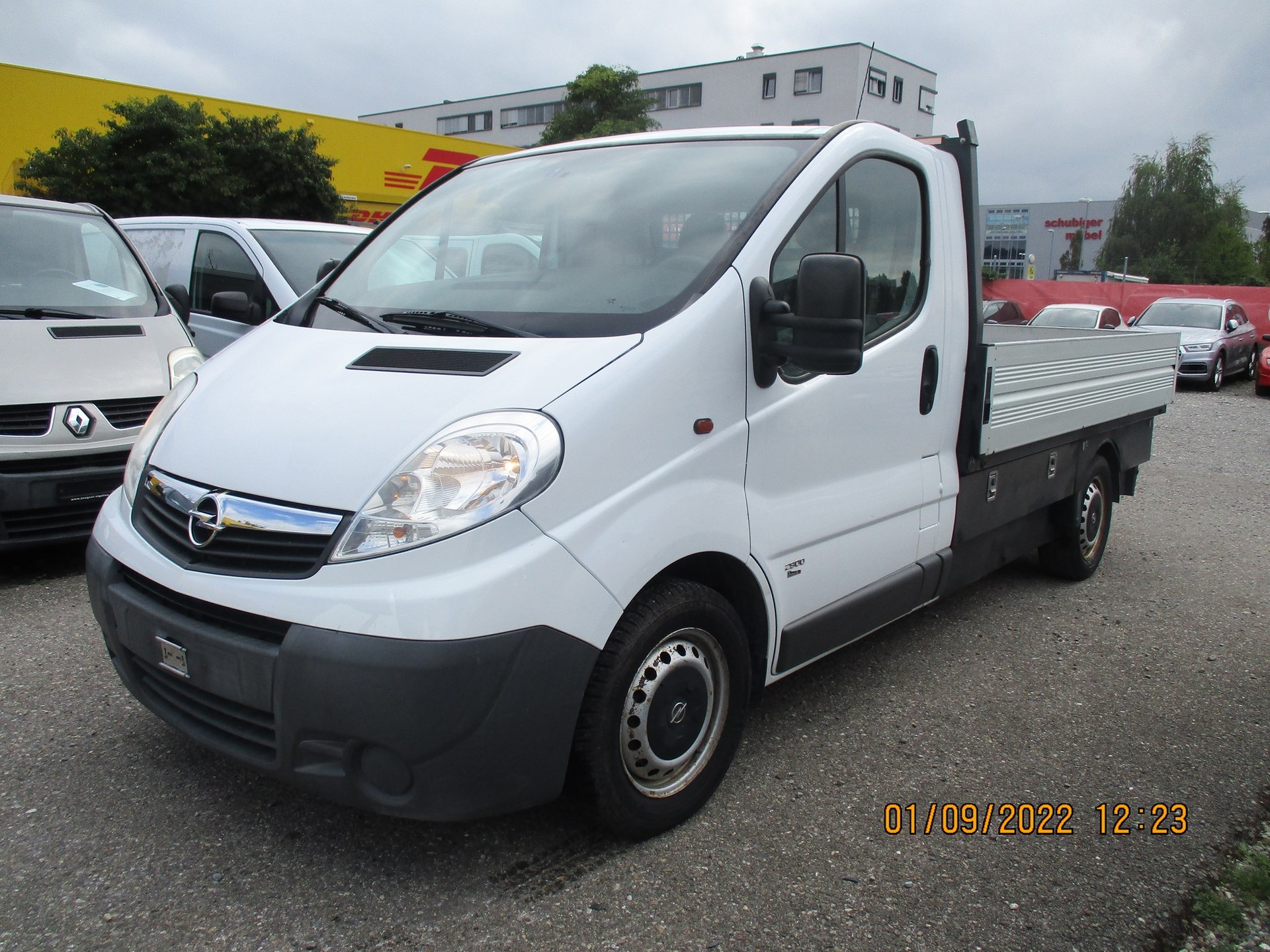 OPEL Vivaro 2.5 CDTI 2.9t L1H1-image-1