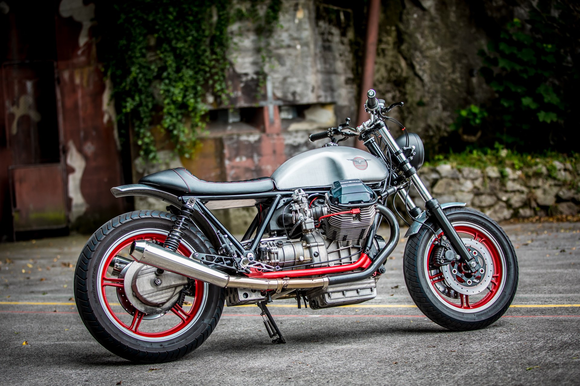 MOTO GUZZI 1000 Le Mans IV-image-2