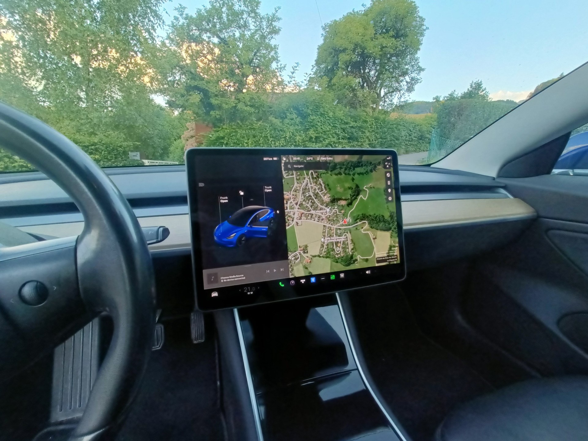 TESLA Model 3 Long Range Dual Motor AWD-image-14