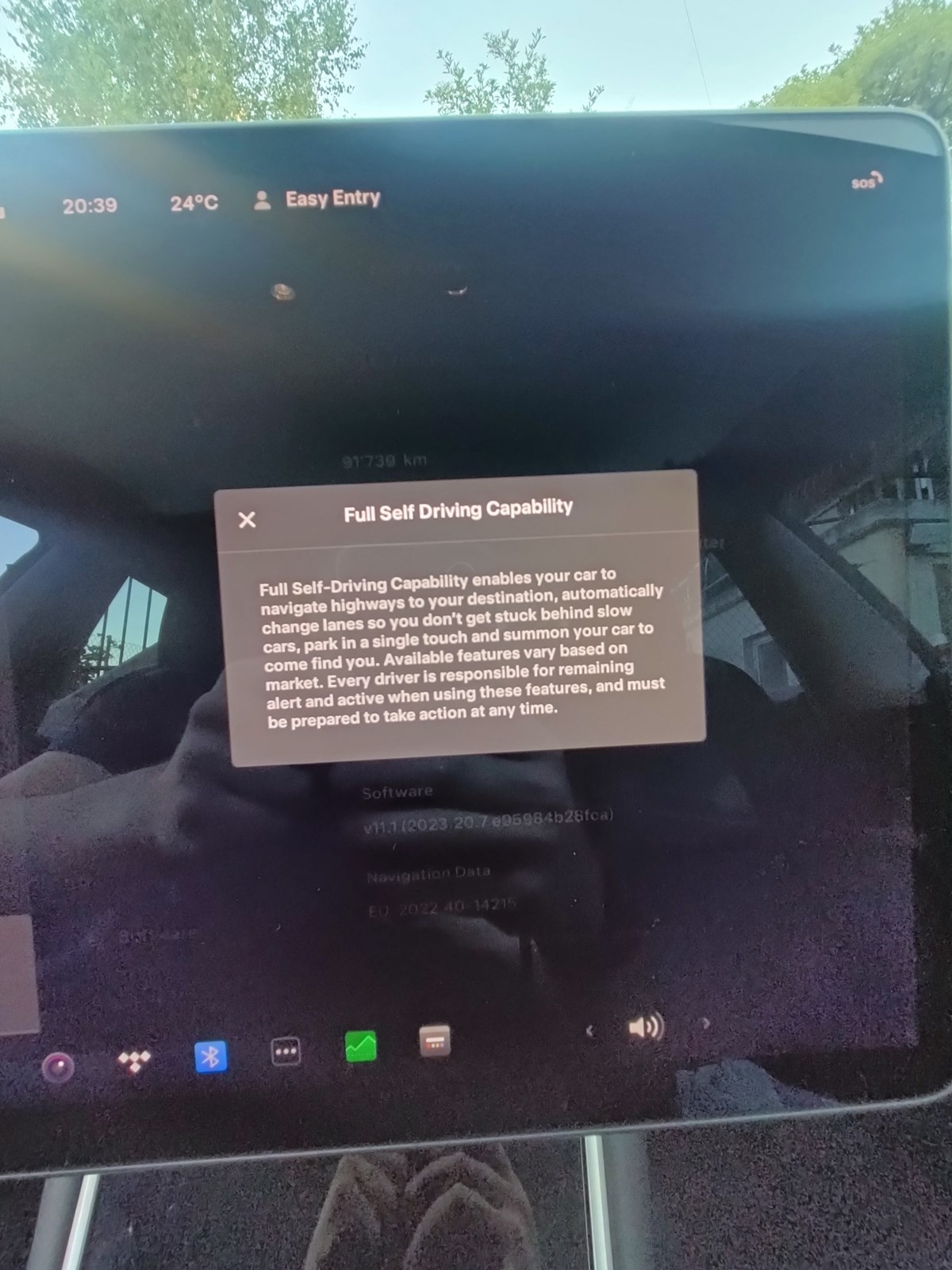 TESLA Model 3 Long Range Dual Motor AWD-image-18