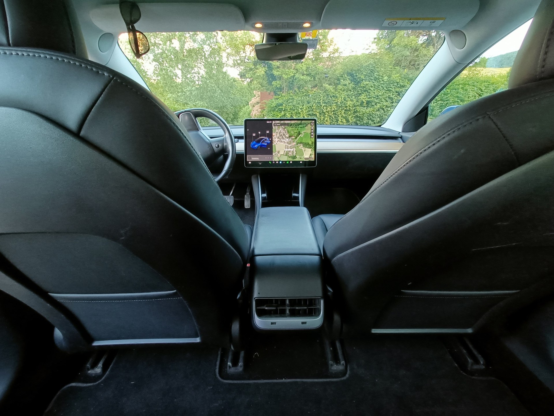 TESLA Model 3 Long Range Dual Motor AWD-image-3