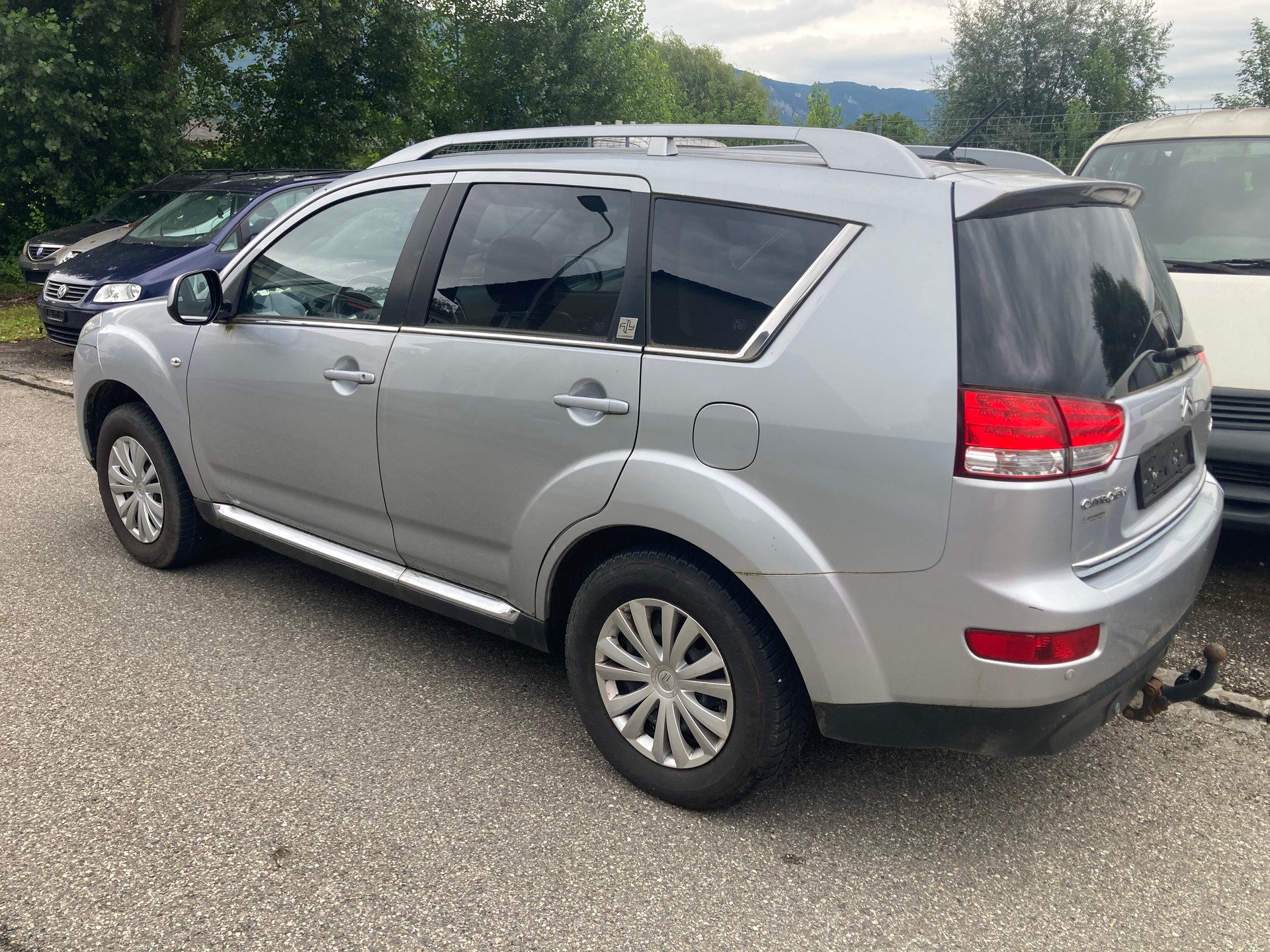 CITROEN C-Crosser 2.4 VTR CVT-image-3