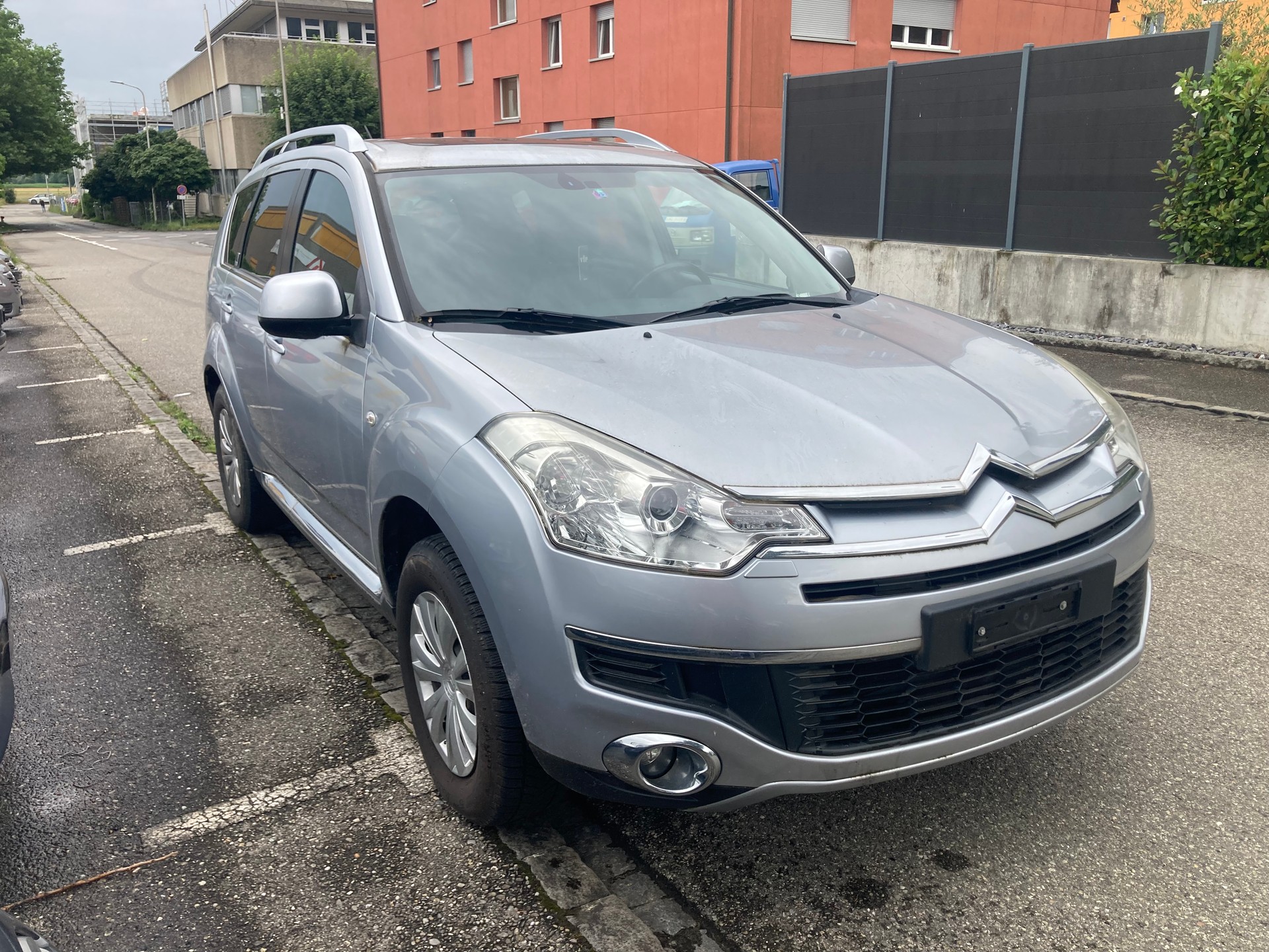 CITROEN C-Crosser 2.4 VTR CVT-image-1