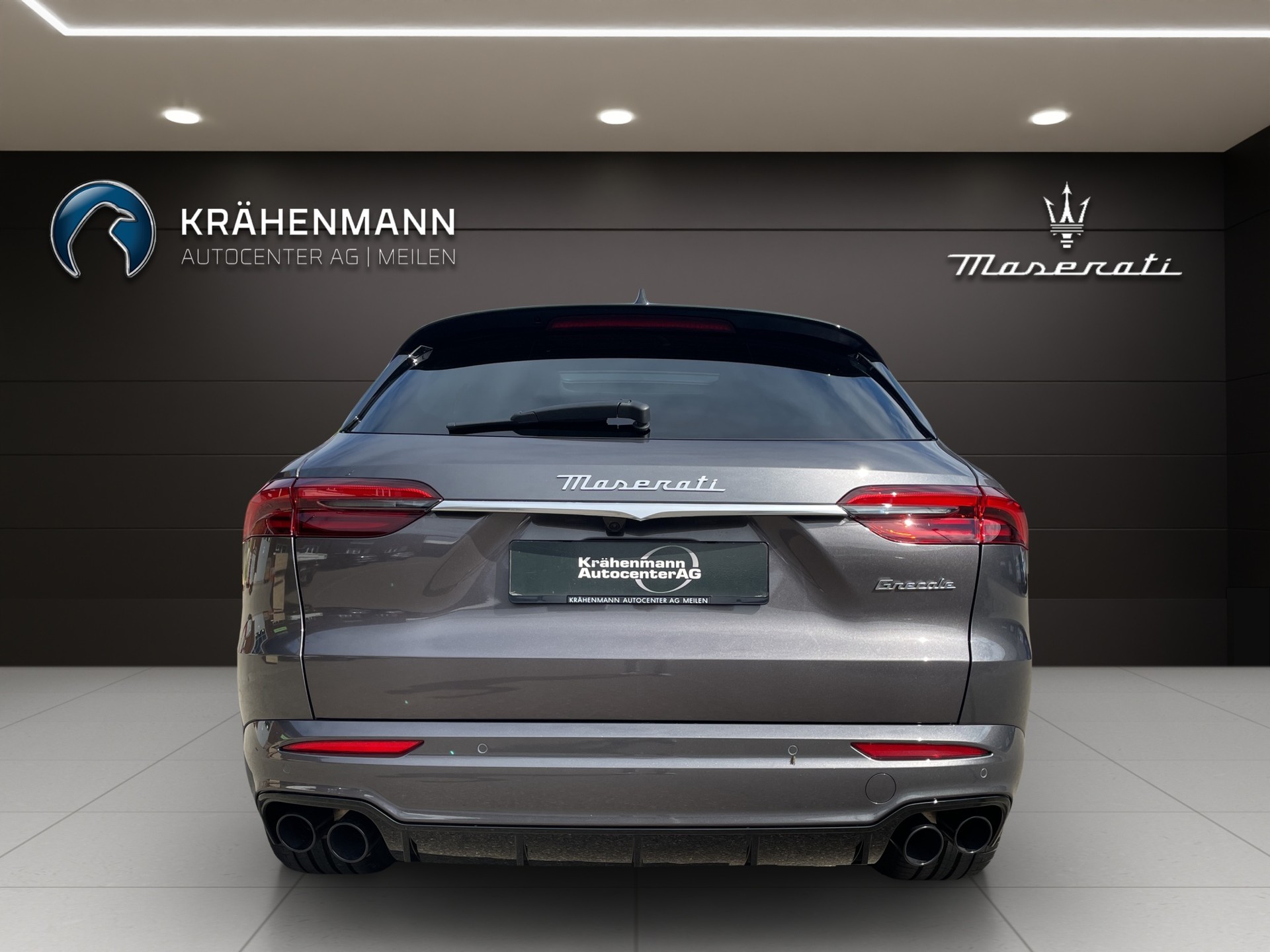 MASERATI Grecale 2.0 Hybrid Modena-showroom-element-3