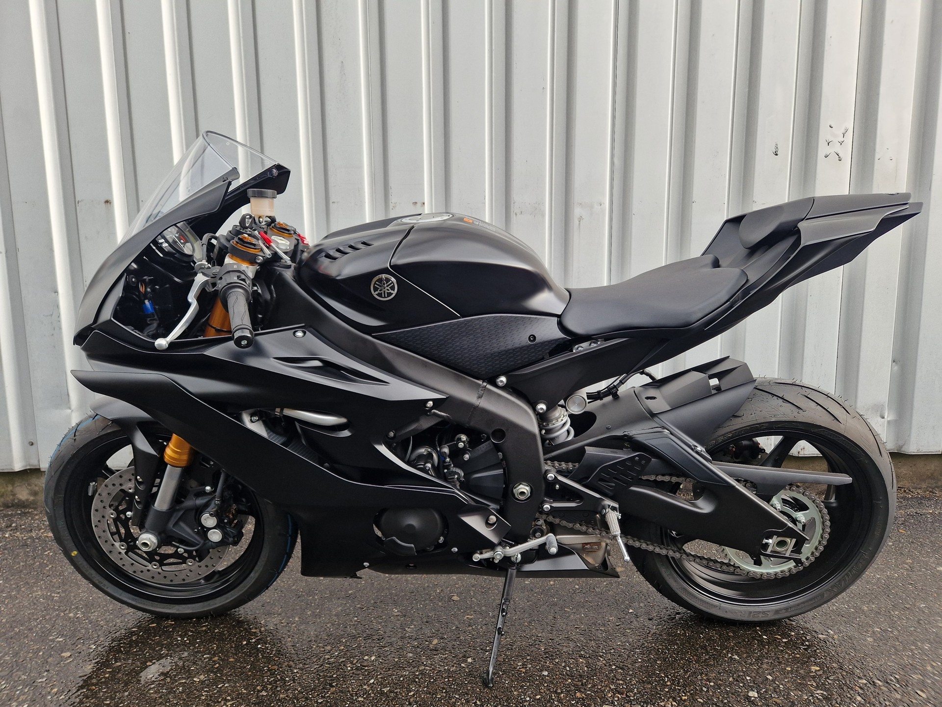 YAMAHA YZF-R6 Race-image-8