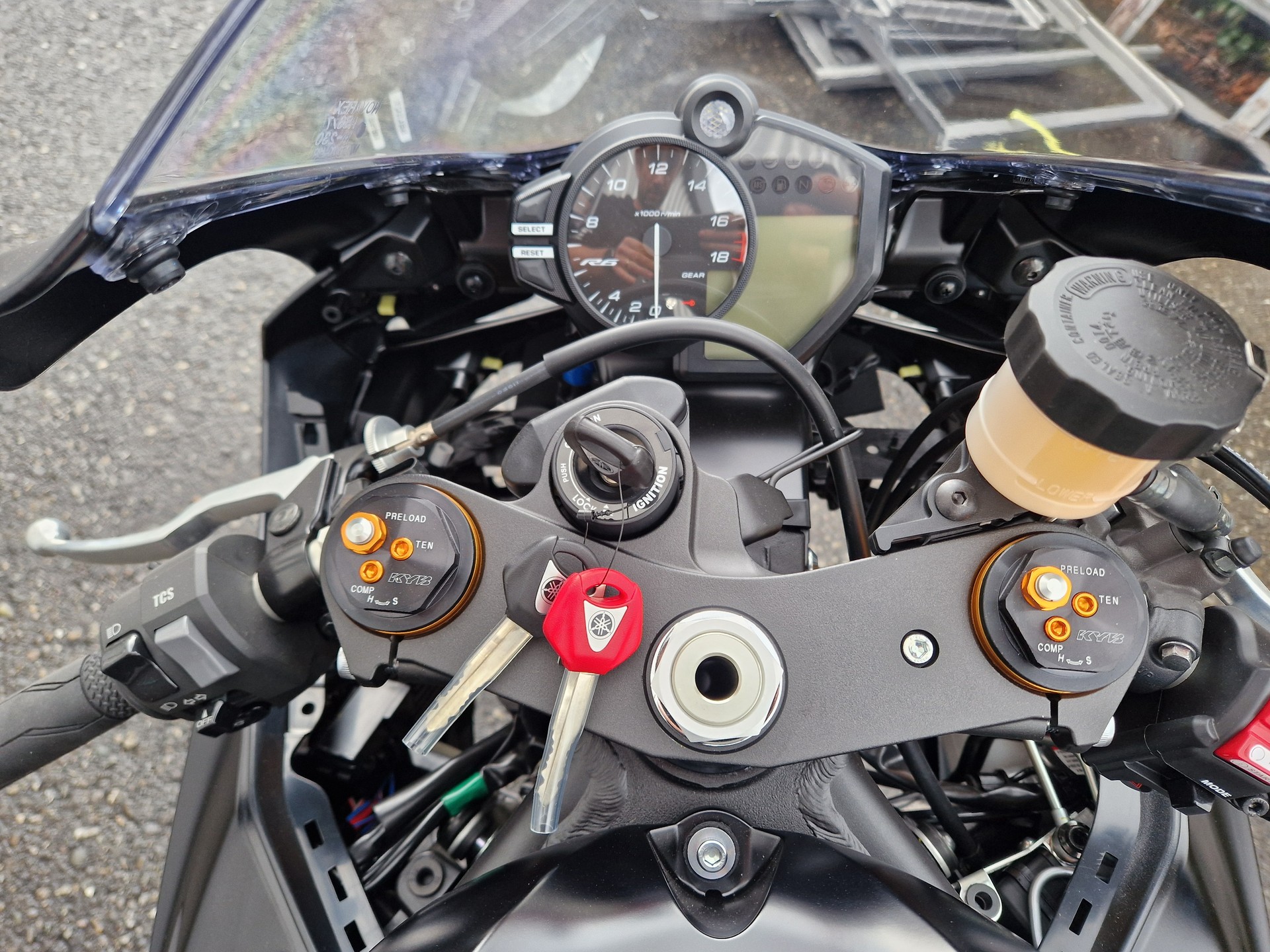 YAMAHA YZF-R6 Race-image-7