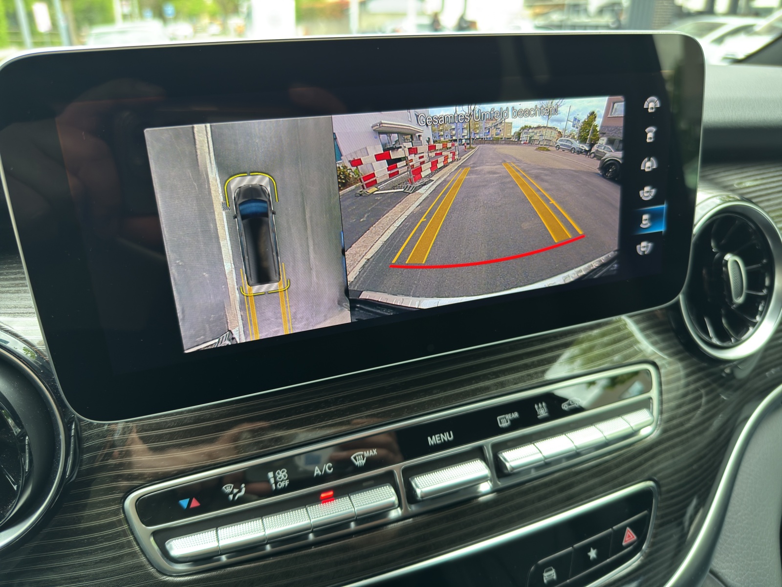 MERCEDES-BENZ V 250 d extralang Avantgarde 4Matic 9G-Tronic-image-23