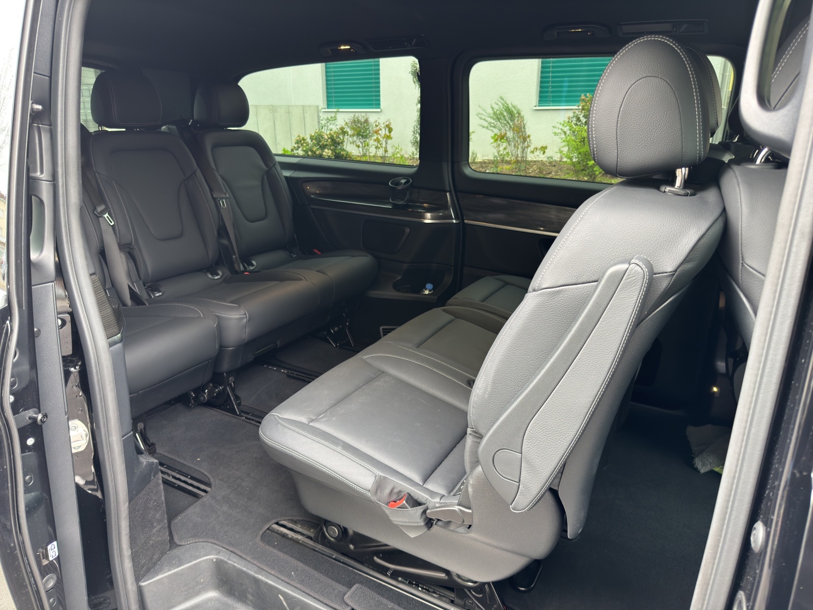 MERCEDES-BENZ V 250 d extralang Avantgarde 4Matic 9G-Tronic-image-28