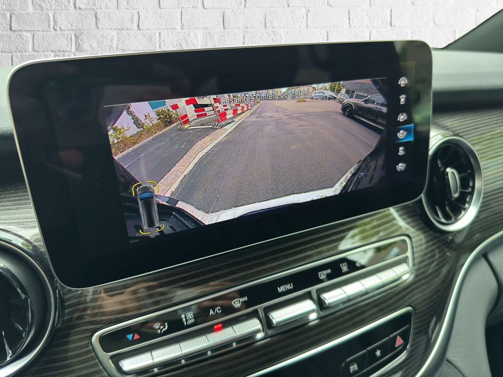 MERCEDES-BENZ V 250 d extralang Avantgarde 4Matic 9G-Tronic-image-22