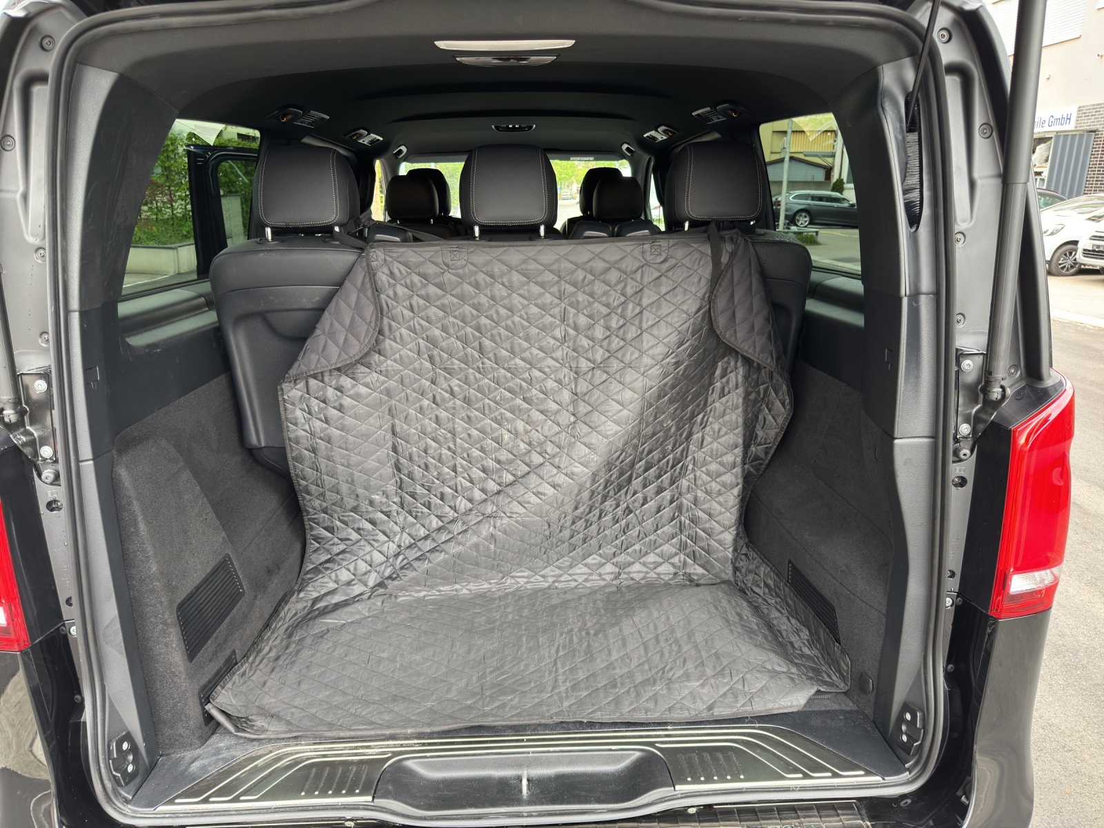 MERCEDES-BENZ V 250 d extralang Avantgarde 4Matic 9G-Tronic-image-29