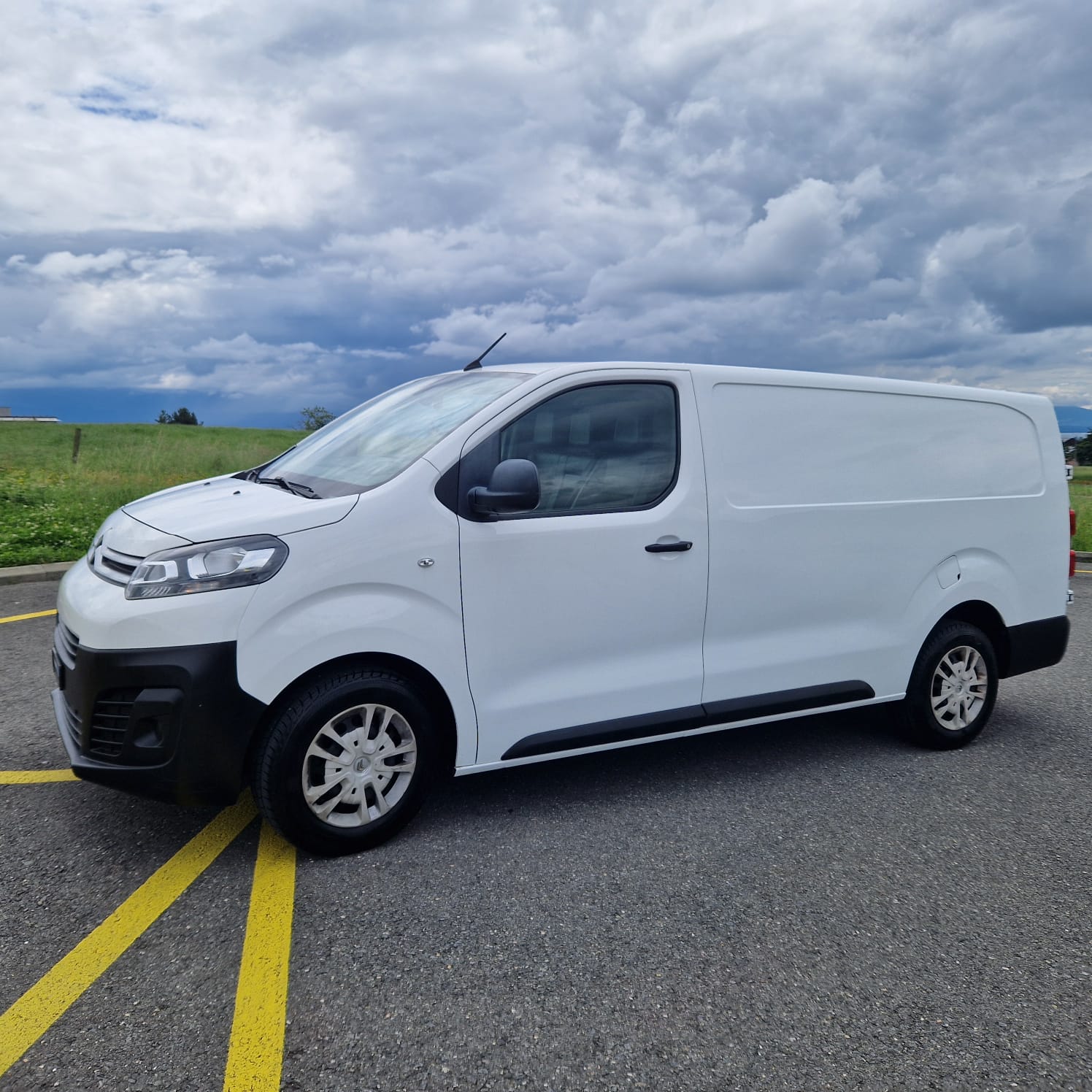 CITROEN Jumpy 2.0 BlueHDi 150 S&S XL Attraction-image-18