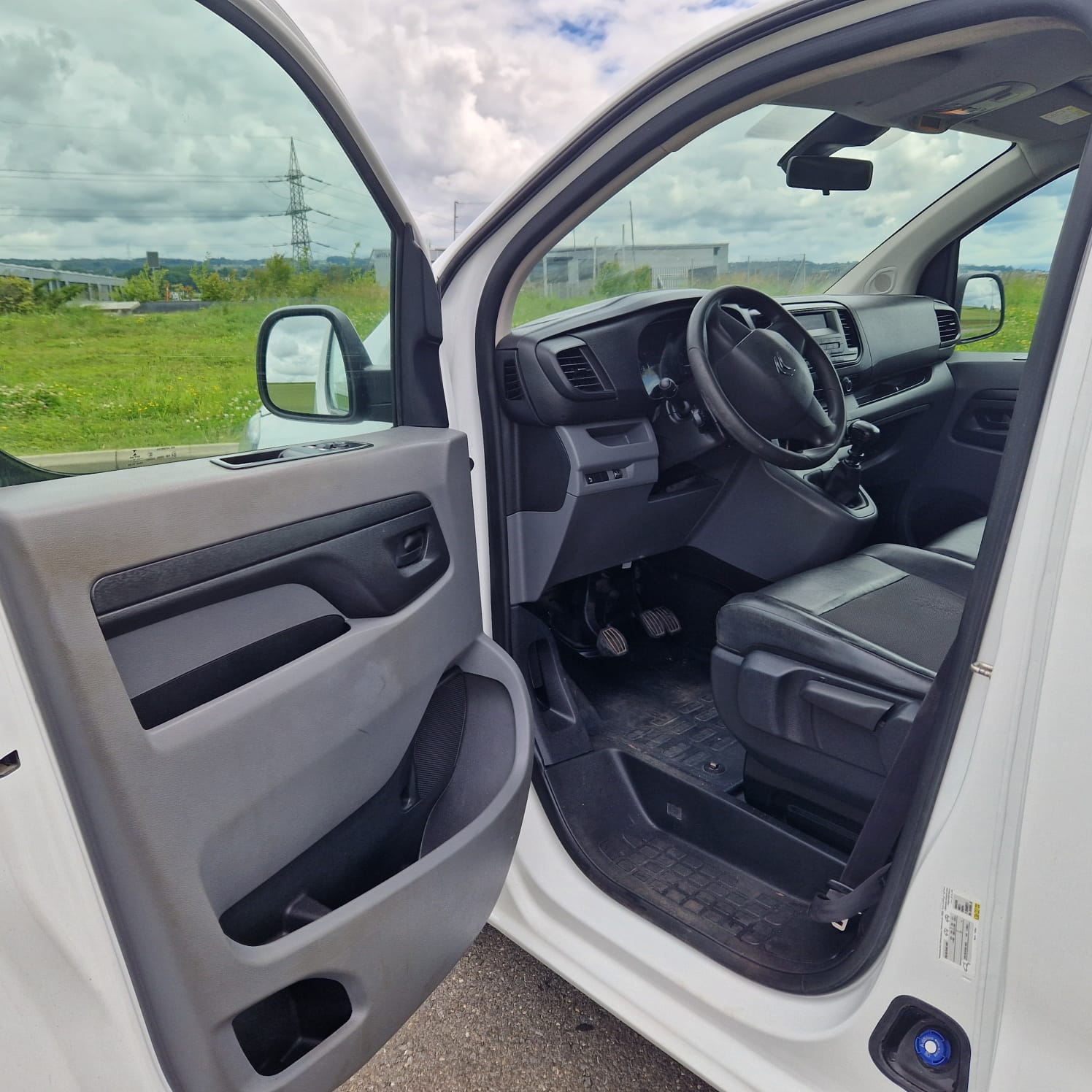 CITROEN Jumpy 2.0 BlueHDi 150 S&S XL Attraction-image-24