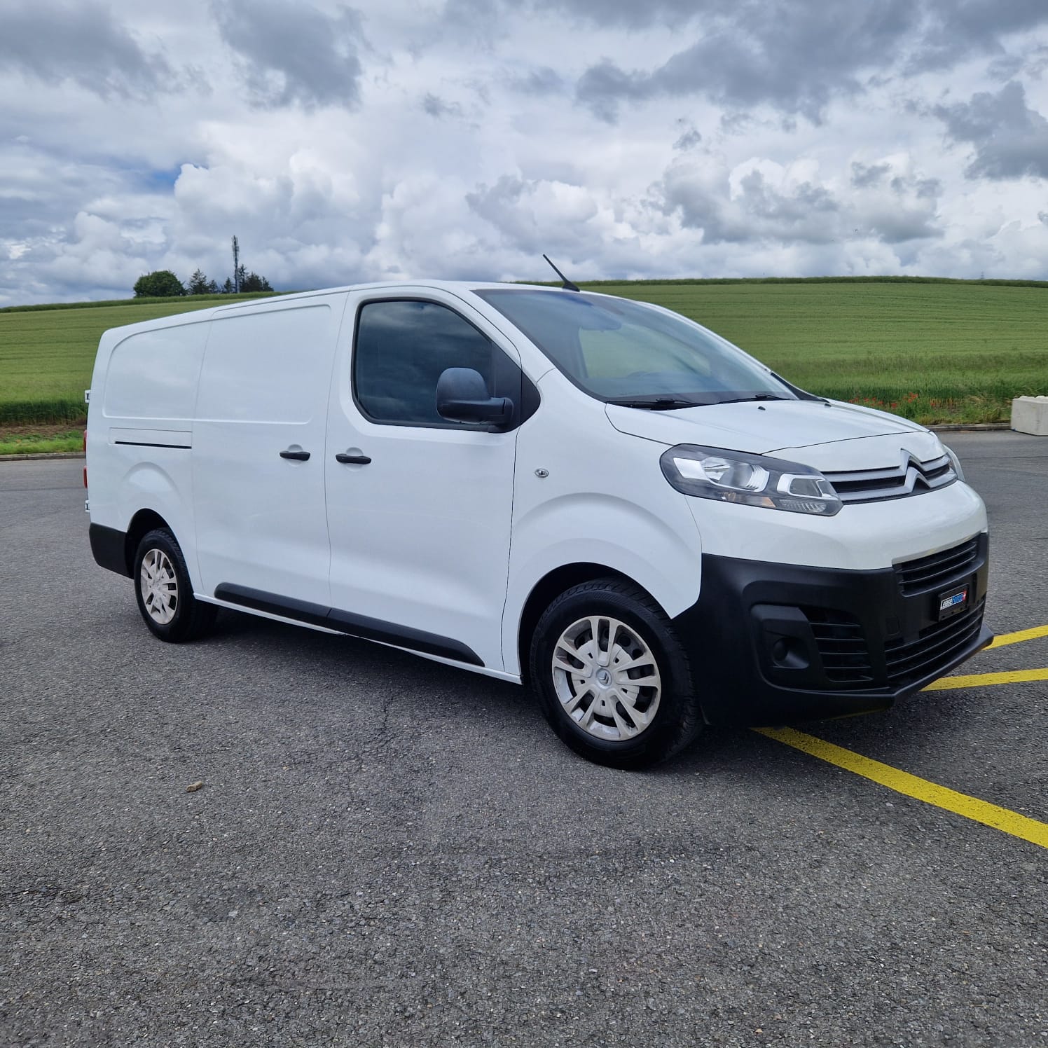 CITROEN Jumpy 2.0 BlueHDi 150 S&S XL Attraction-image-6