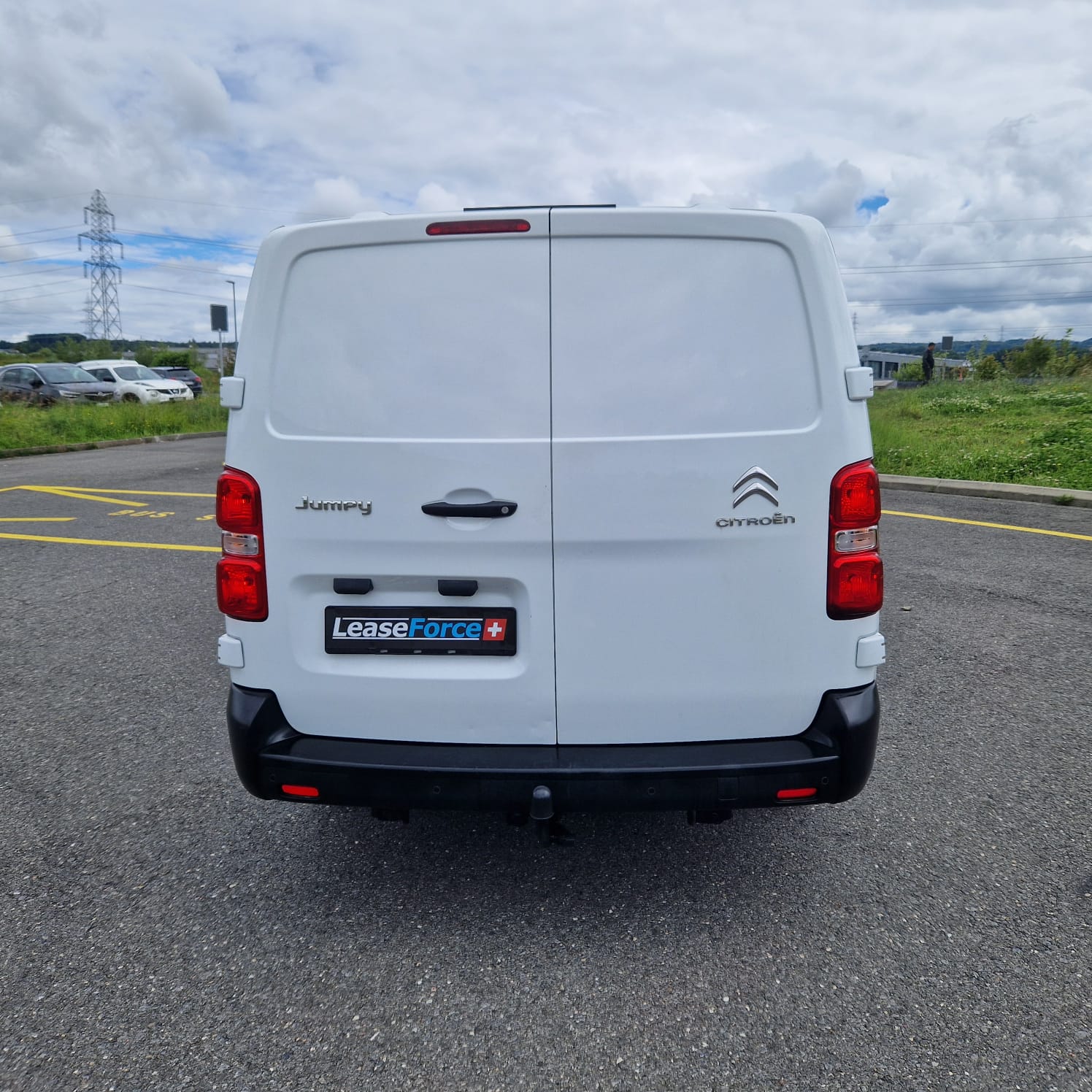 CITROEN Jumpy 2.0 BlueHDi 150 S&S XL Attraction-image-11