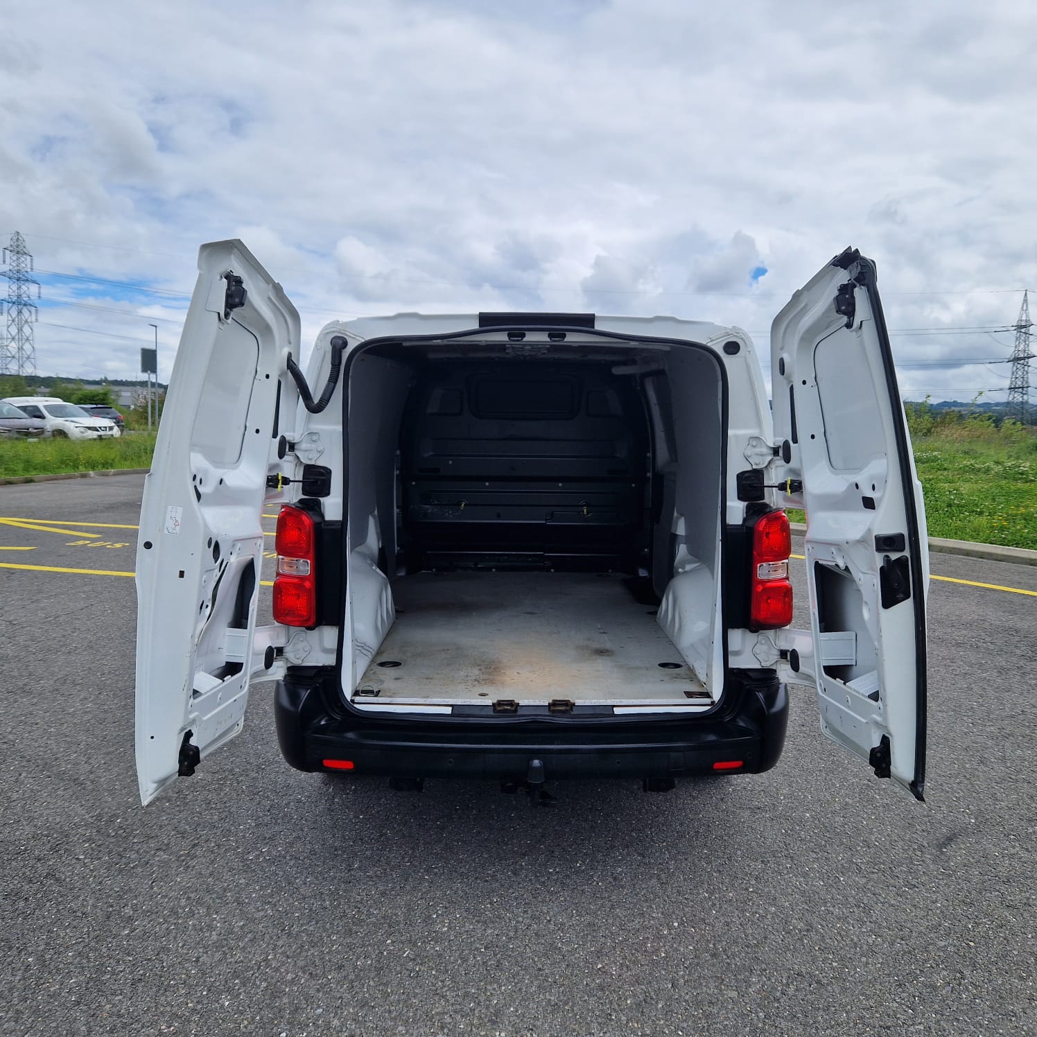 CITROEN Jumpy 2.0 BlueHDi 150 S&S XL Attraction-image-12