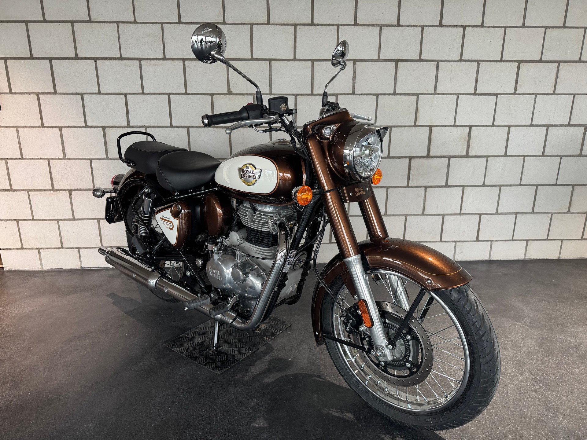ROYAL ENFIELD Classic 350-image-3