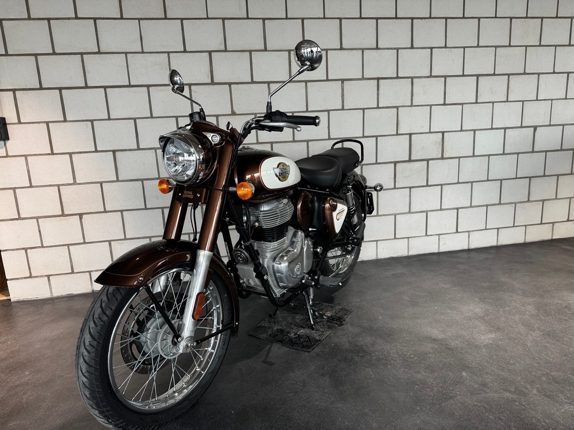 ROYAL ENFIELD Classic 350-image-2