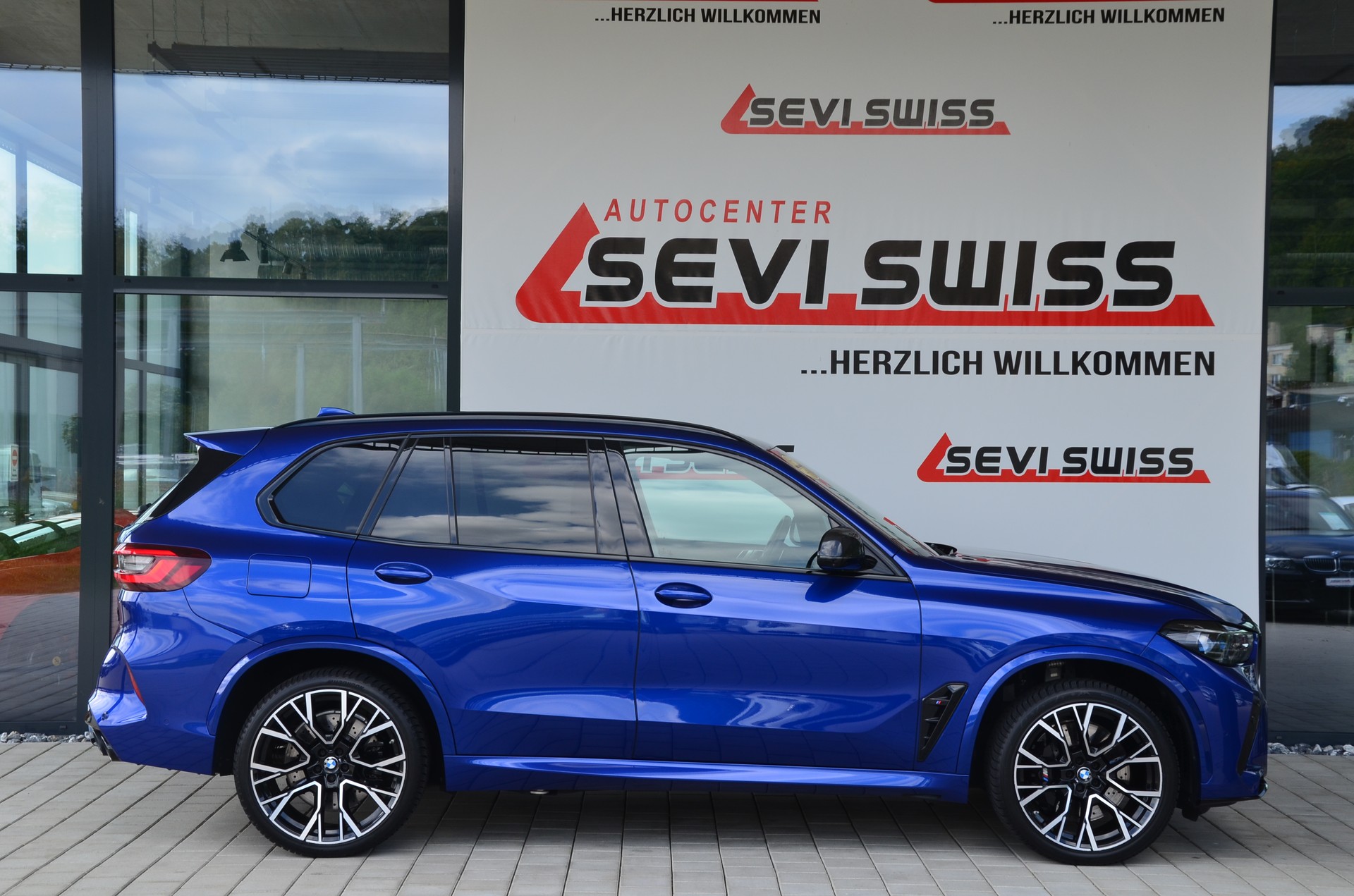 BMW X5M Competition Steptronic Competition*Ab MFK,1 Jahr oder 20'000km Garantie*-showroom-element-3