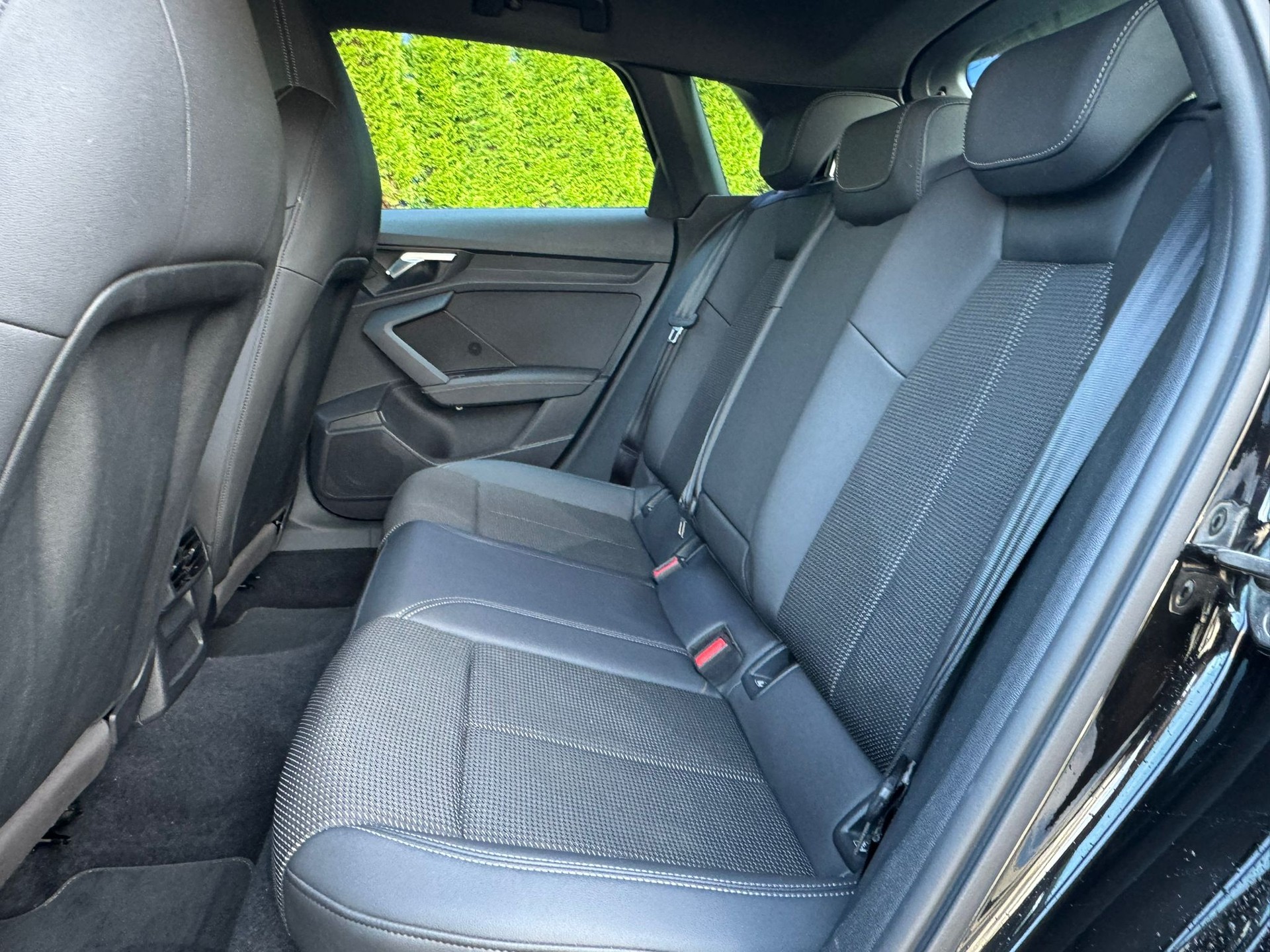 AUDI A3 Sportback 35 TFSI S-tronic-image-10