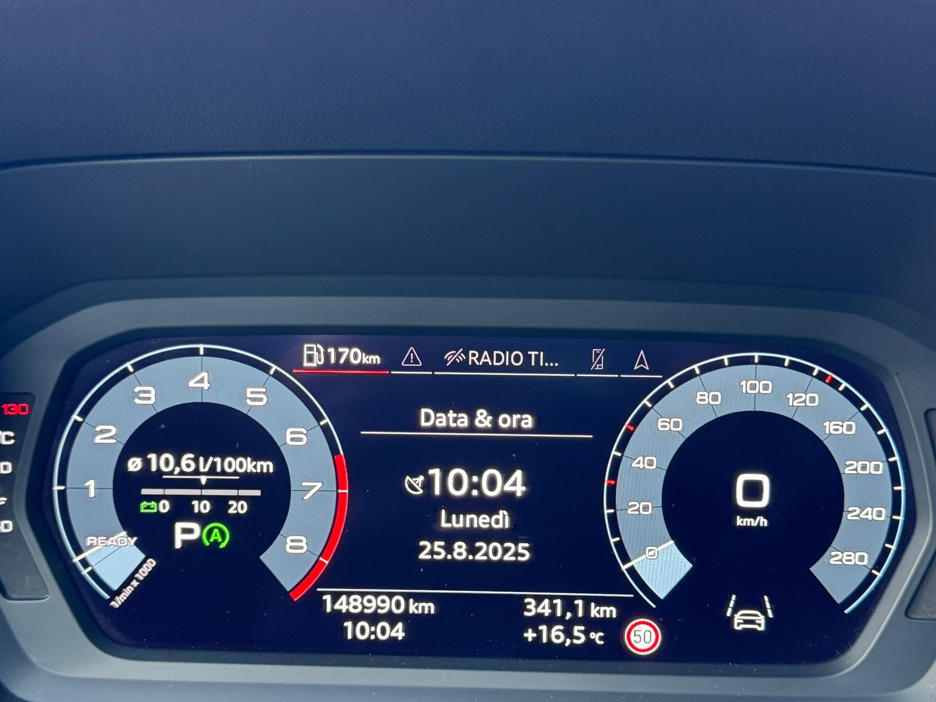AUDI A3 Sportback 35 TFSI S-tronic-image-18
