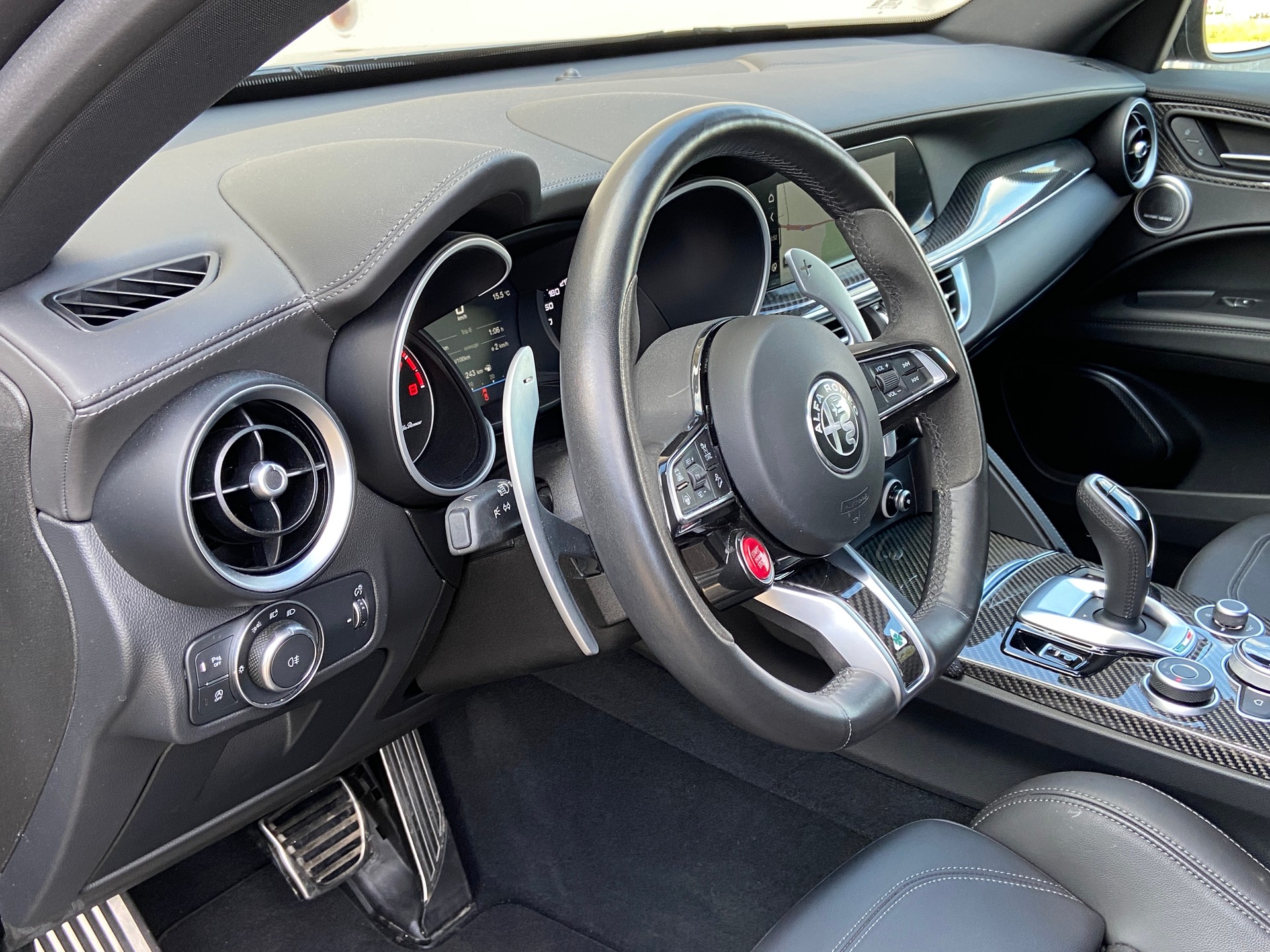 ALFA ROMEO Stelvio 2.9 V6 Quadrifoglio Q4-image-4