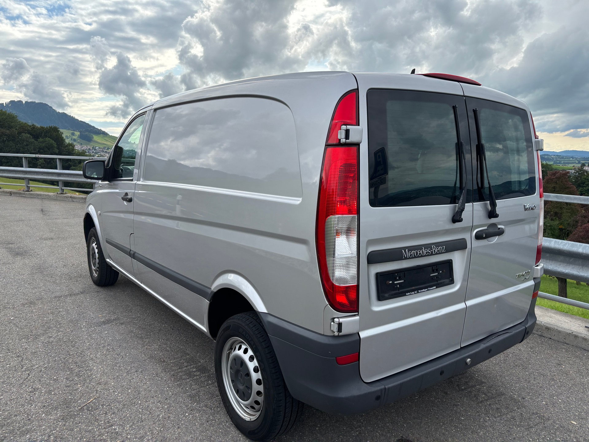 MERCEDES-BENZ Vito 116 CDI Mixto L 4Matic A-image-4