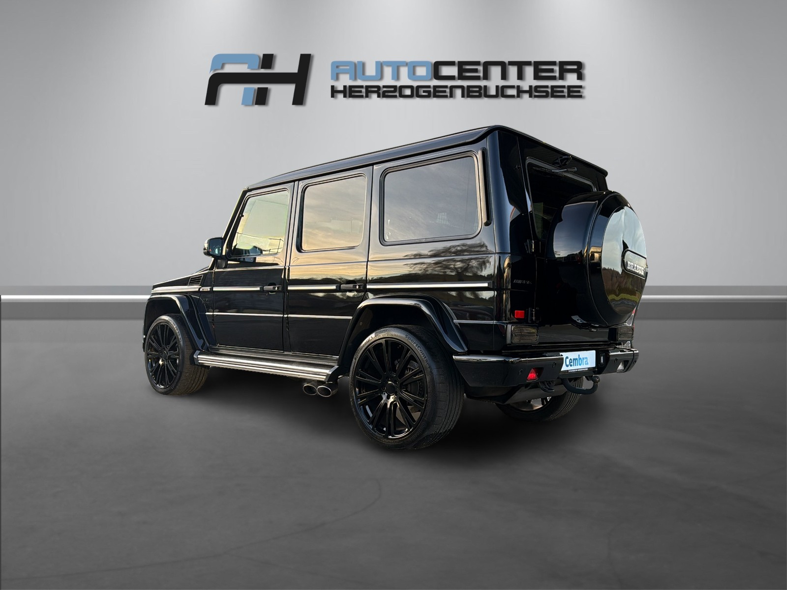 MERCEDES-BENZ G 63 AMG Automatic-showroom-element-3
