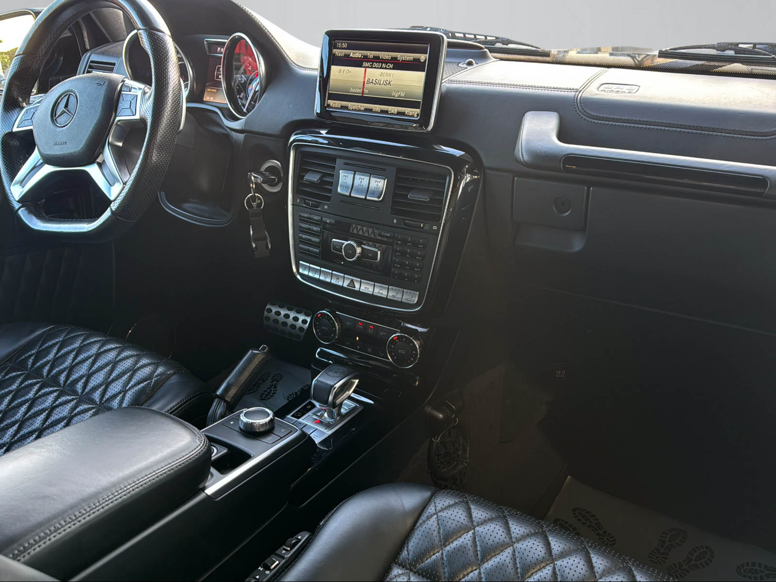 MERCEDES-BENZ G 63 AMG Automatic-image-9