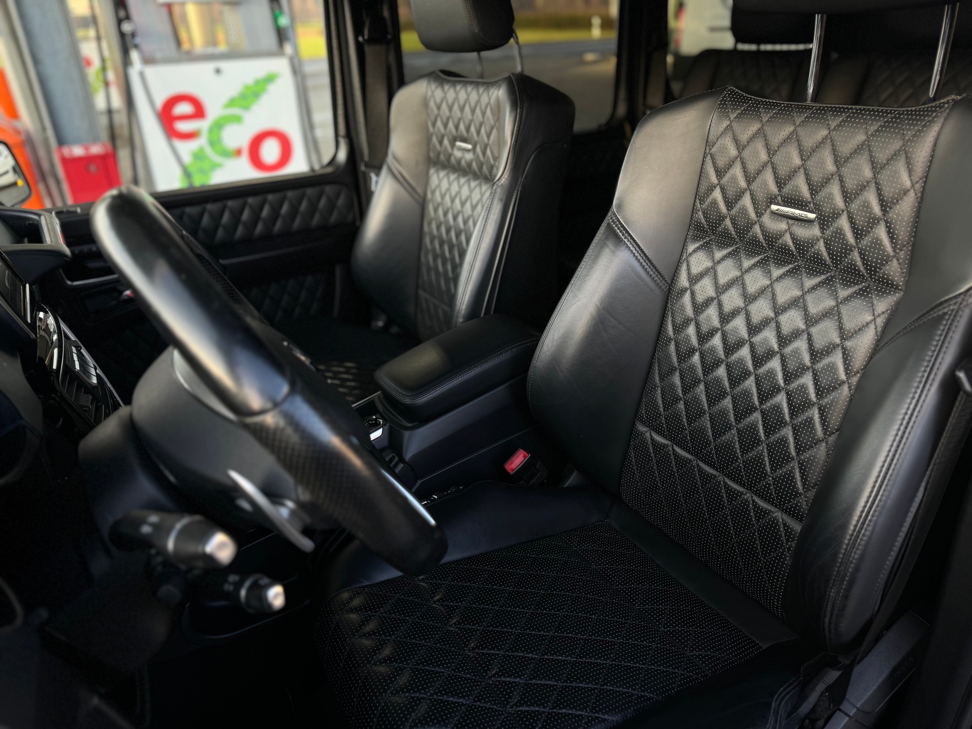 MERCEDES-BENZ G 63 AMG Automatic-image-10