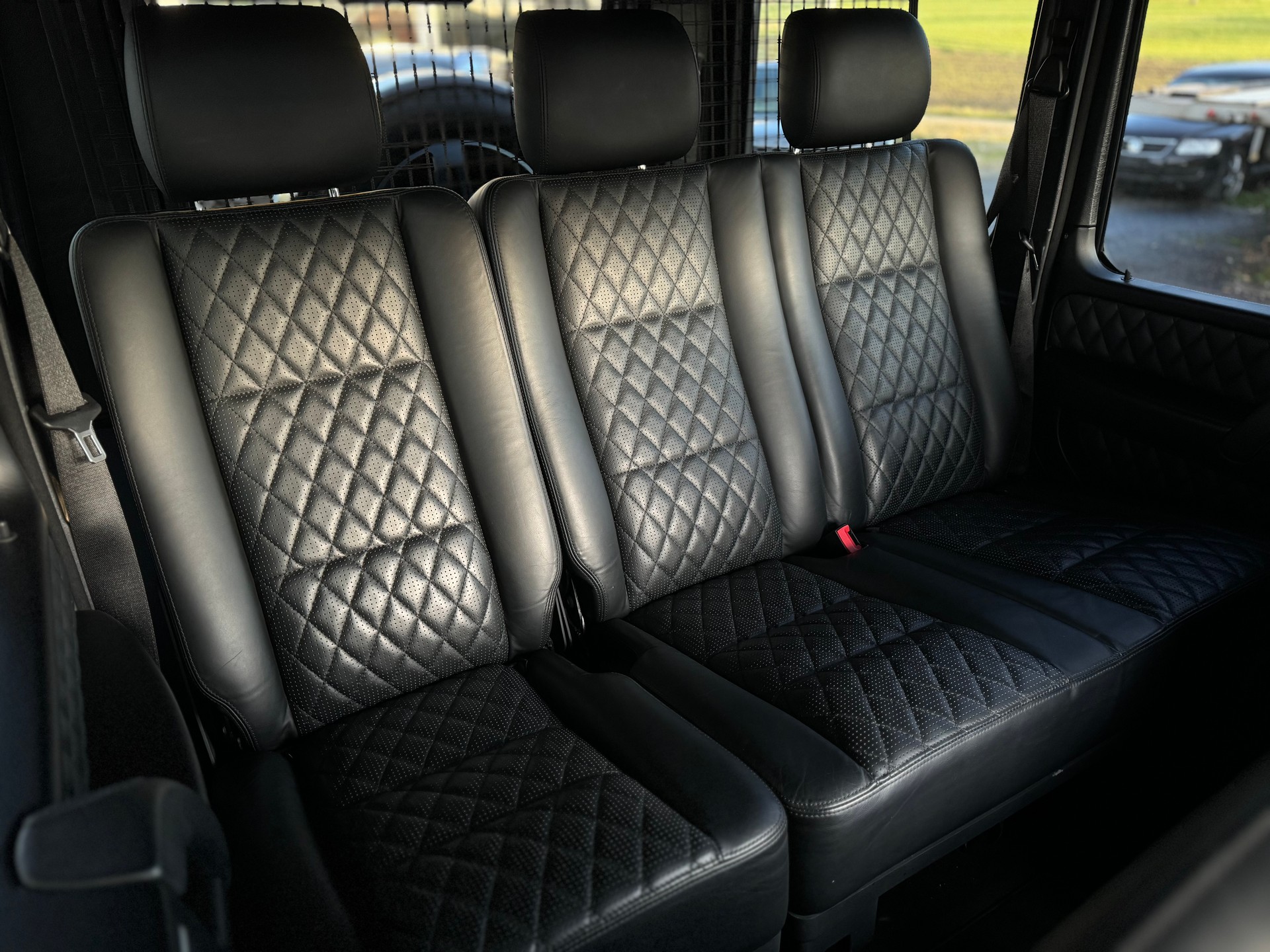 MERCEDES-BENZ G 63 AMG Automatic-image-12