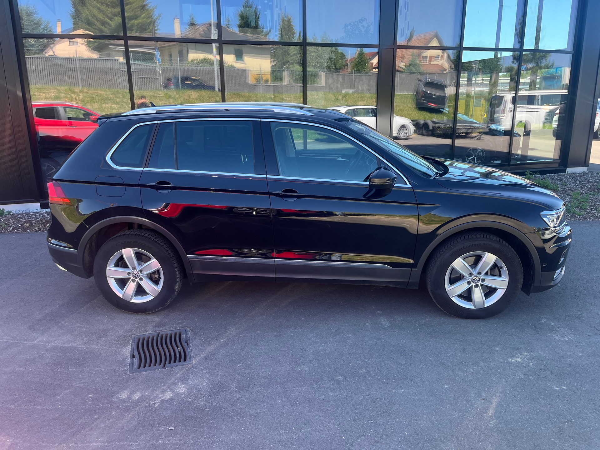 VW Tiguan 2.0TSI Highline 4Motion DSG-image-4