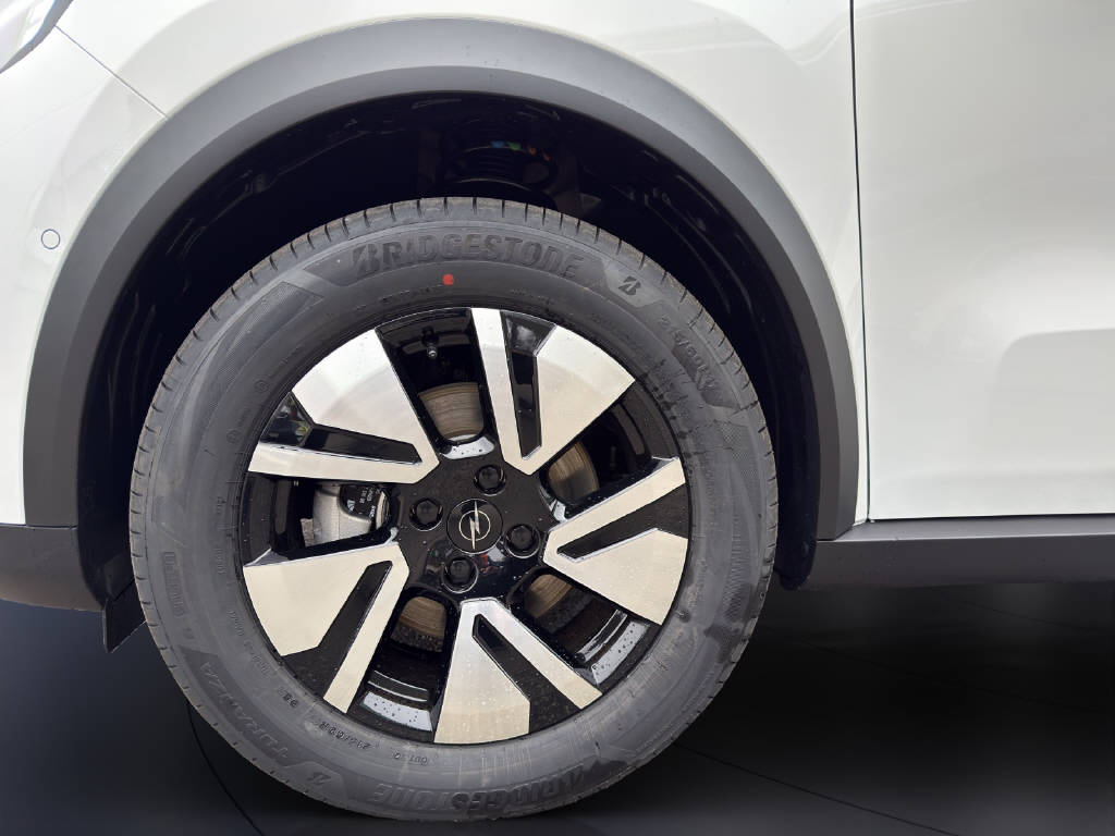 OPEL Frontera 1.2 T Hybrid 145 GS-image-6