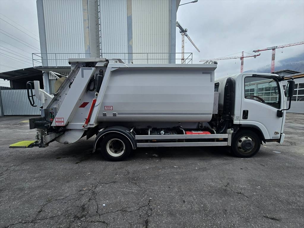 ISUZU NPR 75 - P 75 L-image-5