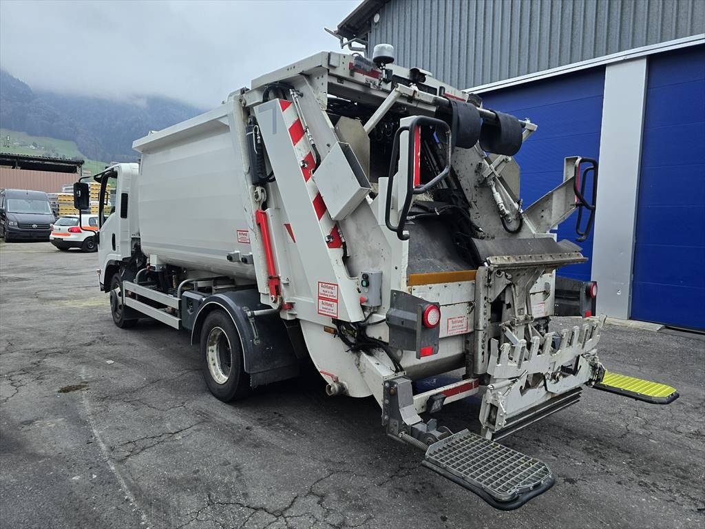 ISUZU NPR 75 - P 75 L-image-2