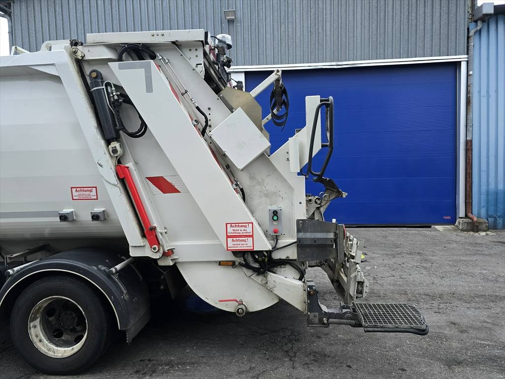 ISUZU NPR 75 - P 75 L-image-15
