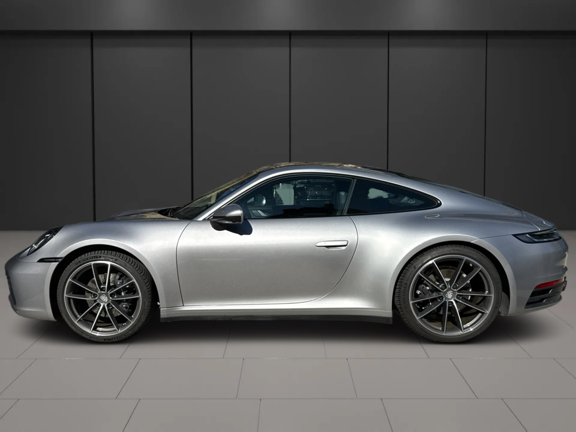 PORSCHE 911 Carrera 4 PDK-image-4