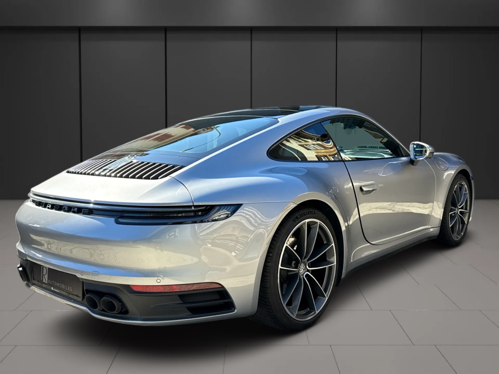 PORSCHE 911 Carrera 4 PDK-image-6