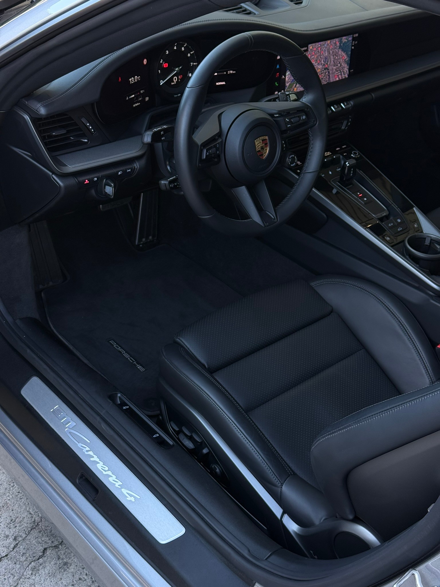 PORSCHE 911 Carrera 4 PDK-image-8